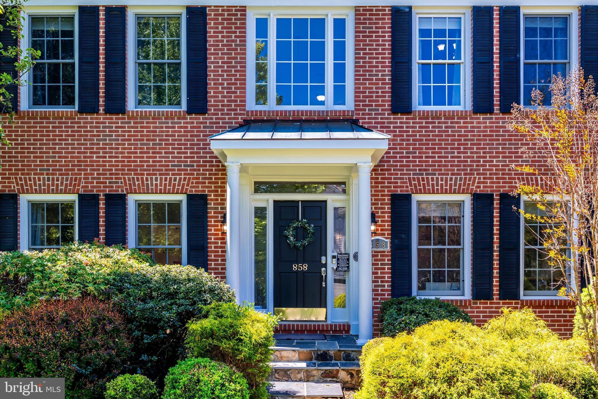 OLIVER ESTATES - Residential
