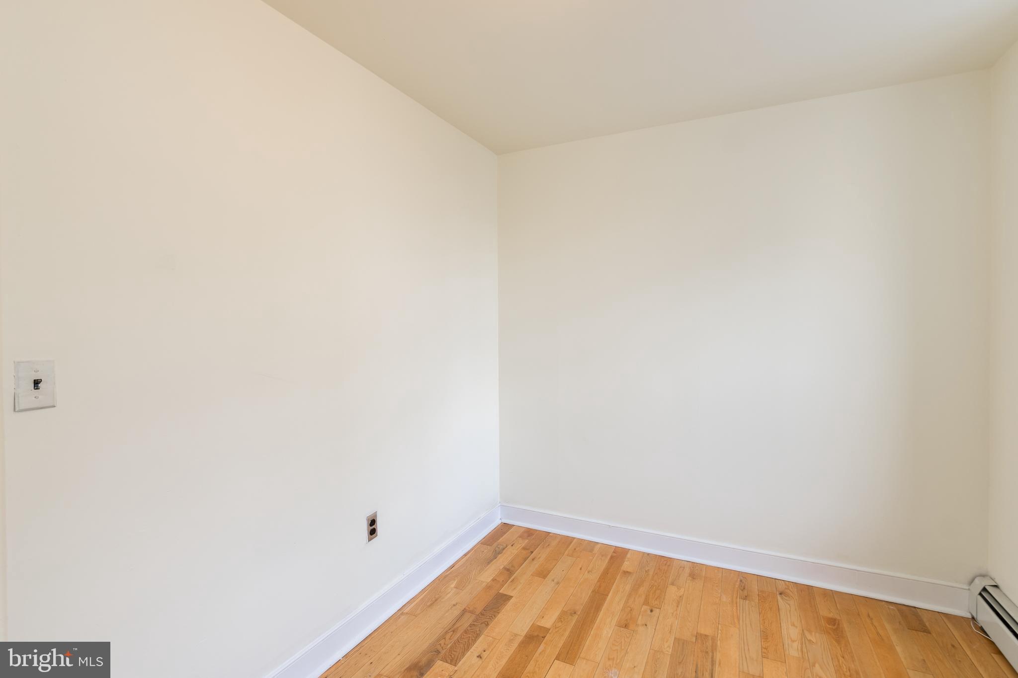 GRADUATE HOSPITAL - Residential Lease