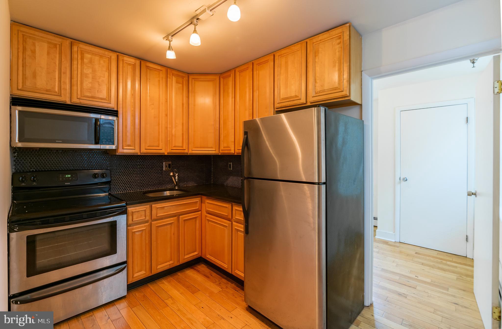 GRADUATE HOSPITAL - Residential Lease