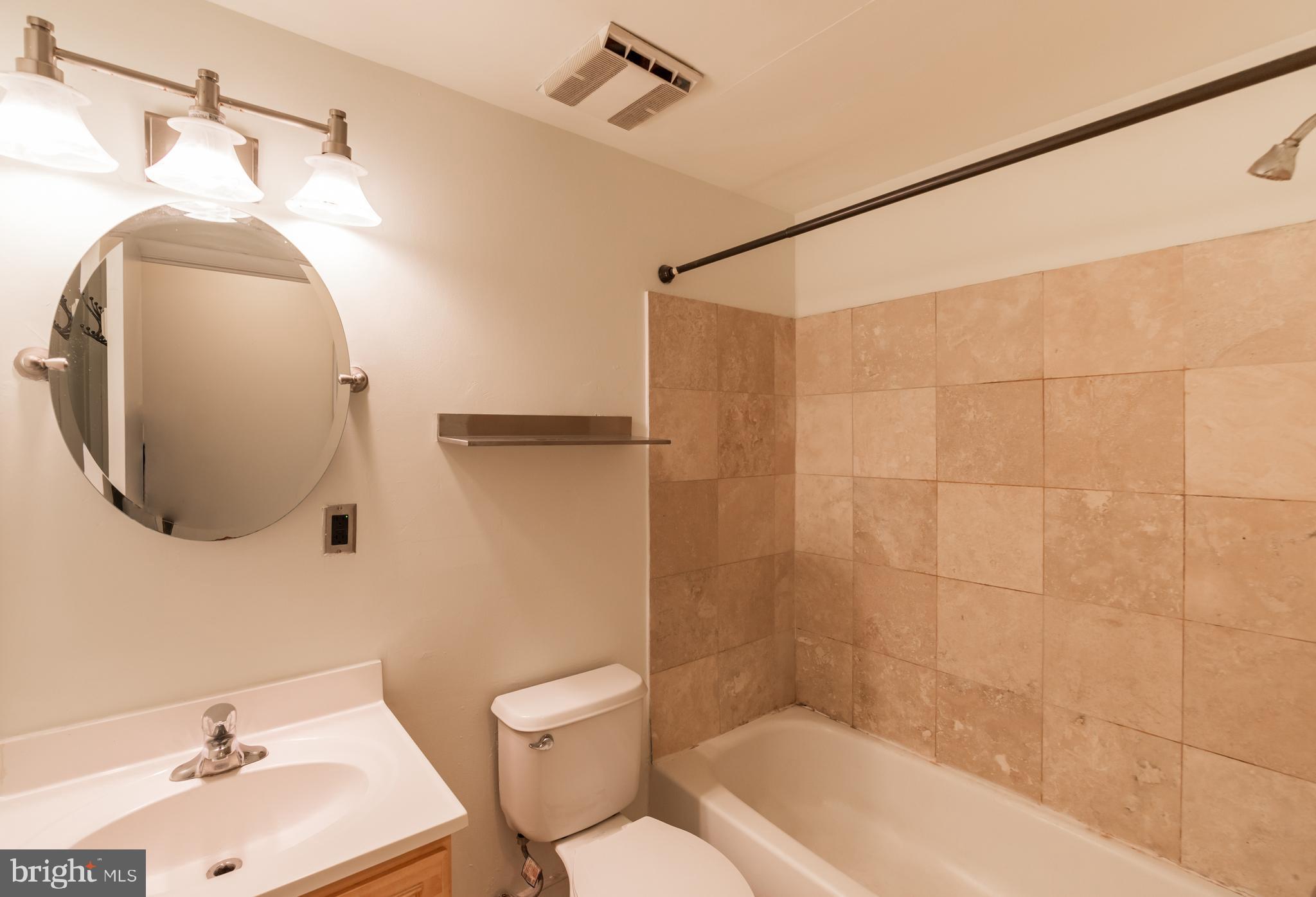 GRADUATE HOSPITAL - Residential Lease