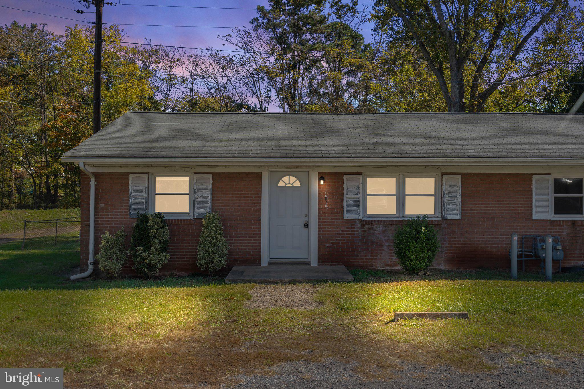SYCAMORE PARK - Residential Lease