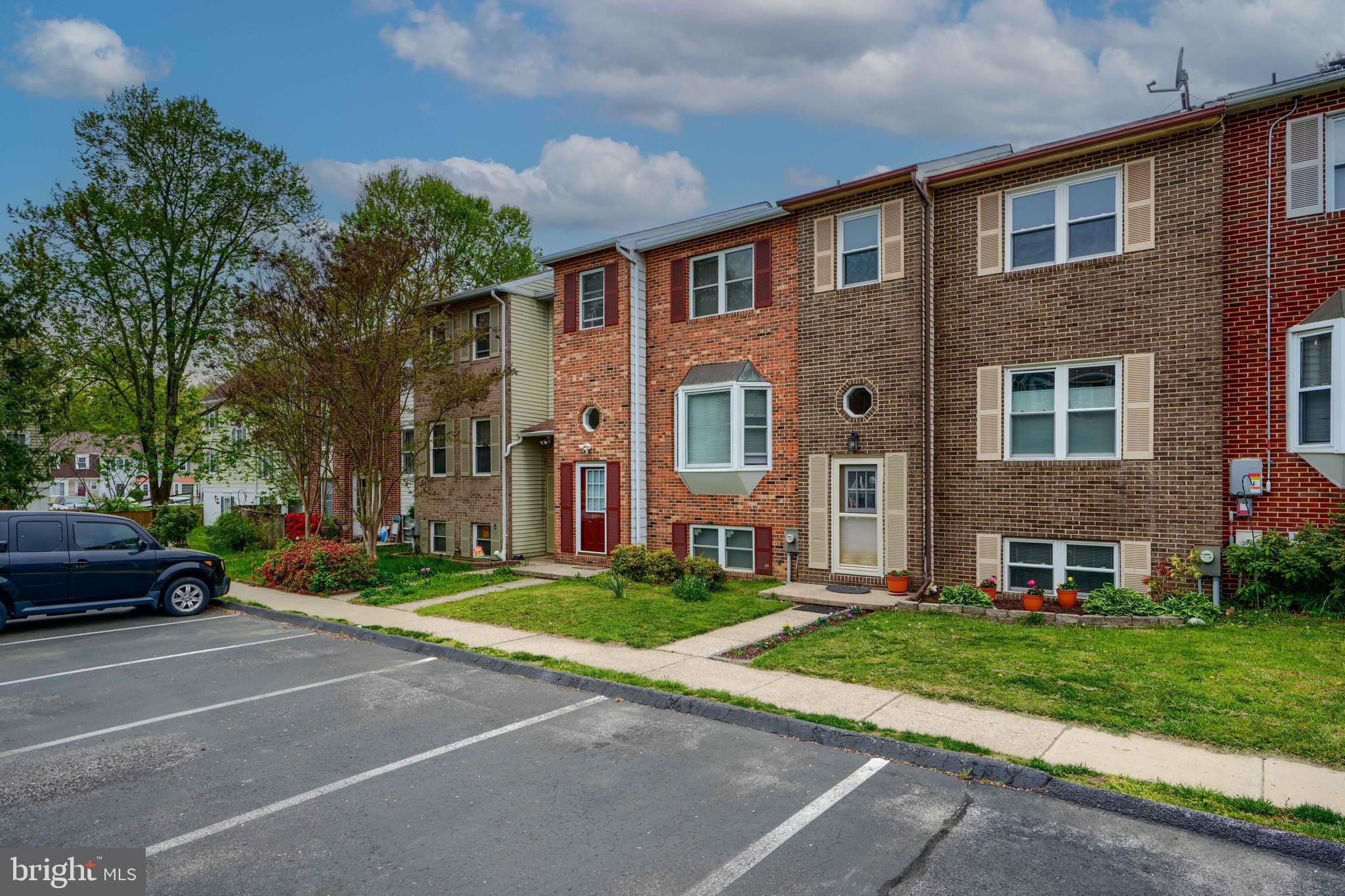 CROFTON VILLAGE - Residential