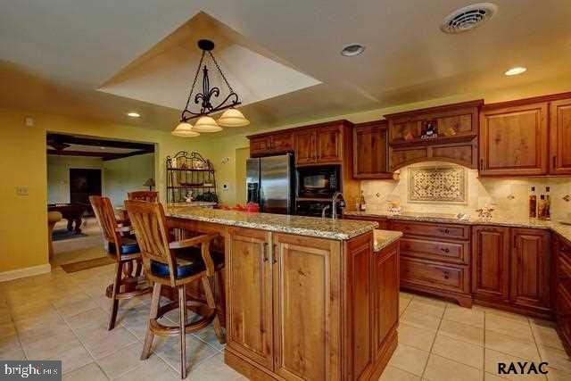 THOMASVILLE - Residential