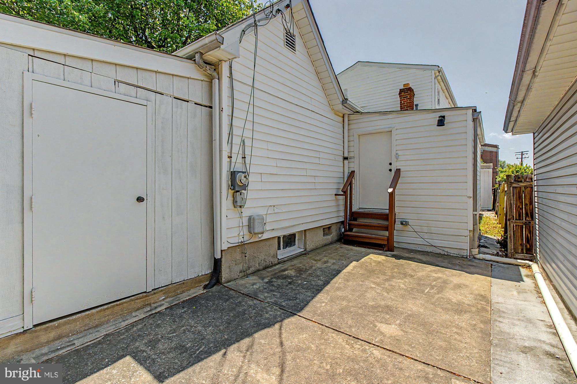 GRACELAND PARK - Residential Lease