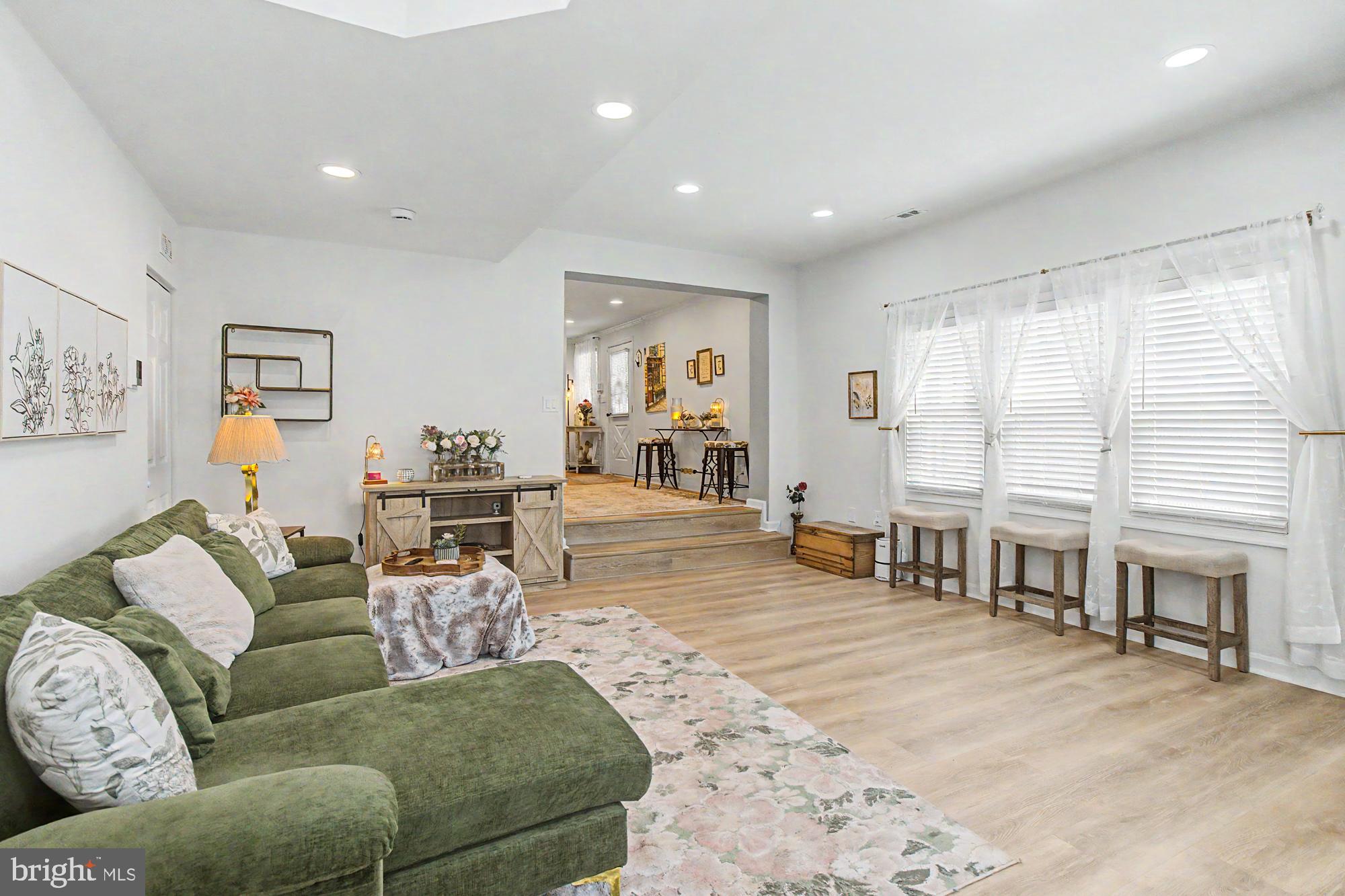GRACELAND PARK - Residential Lease