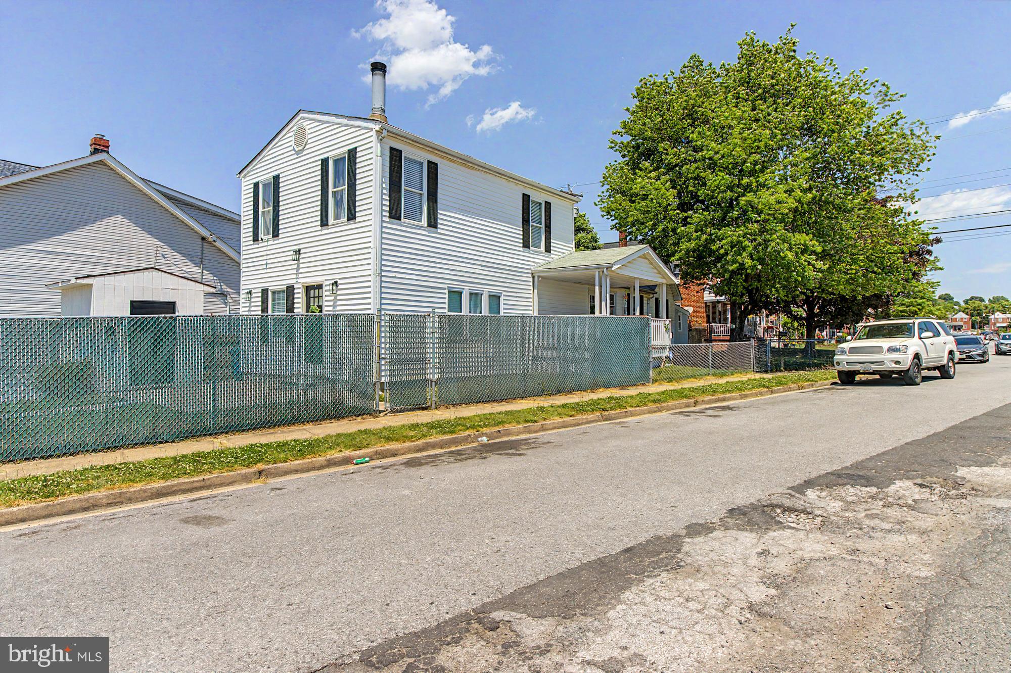 GRACELAND PARK - Residential Lease