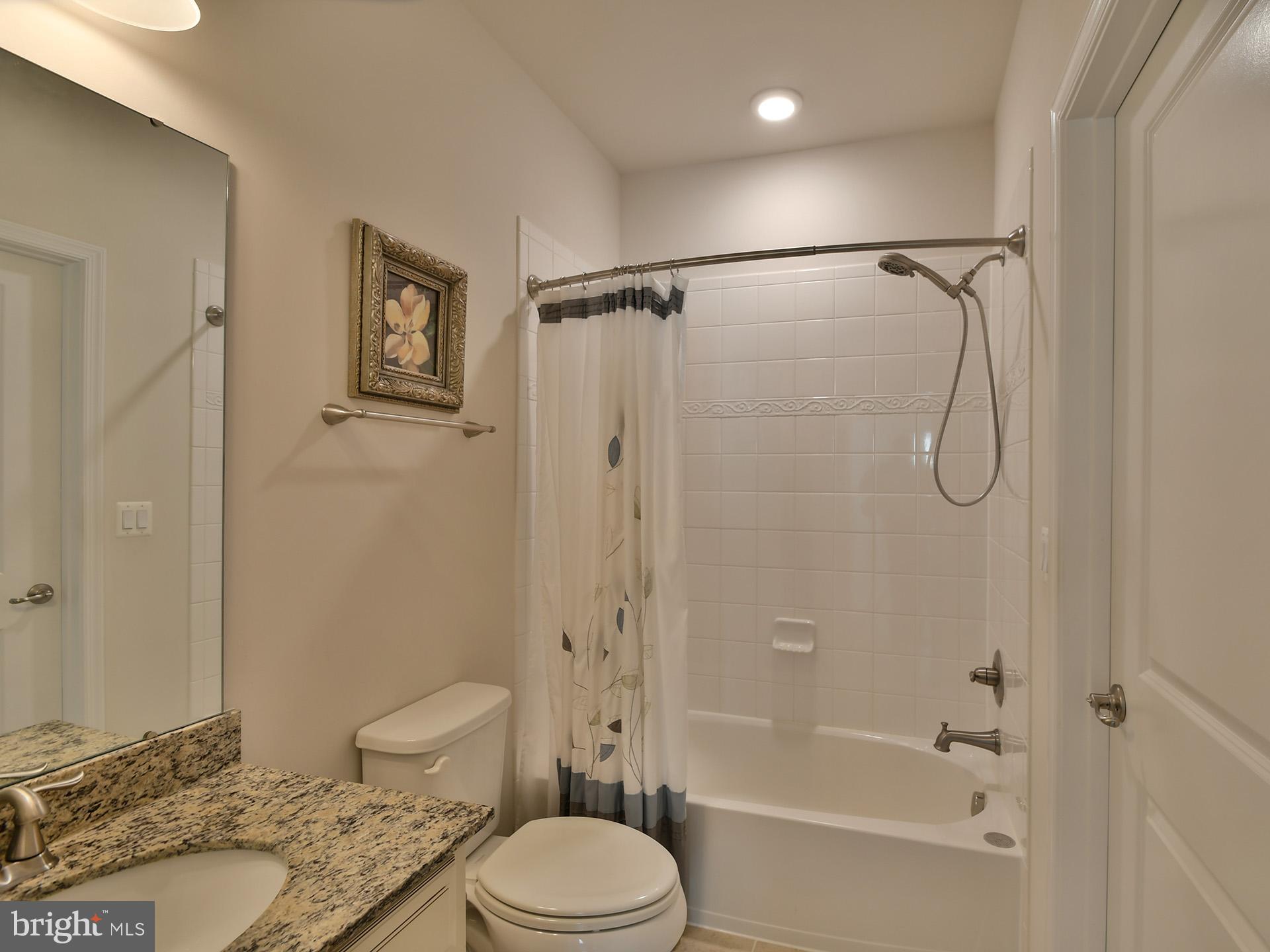 WAVERLY MEWS - Residential