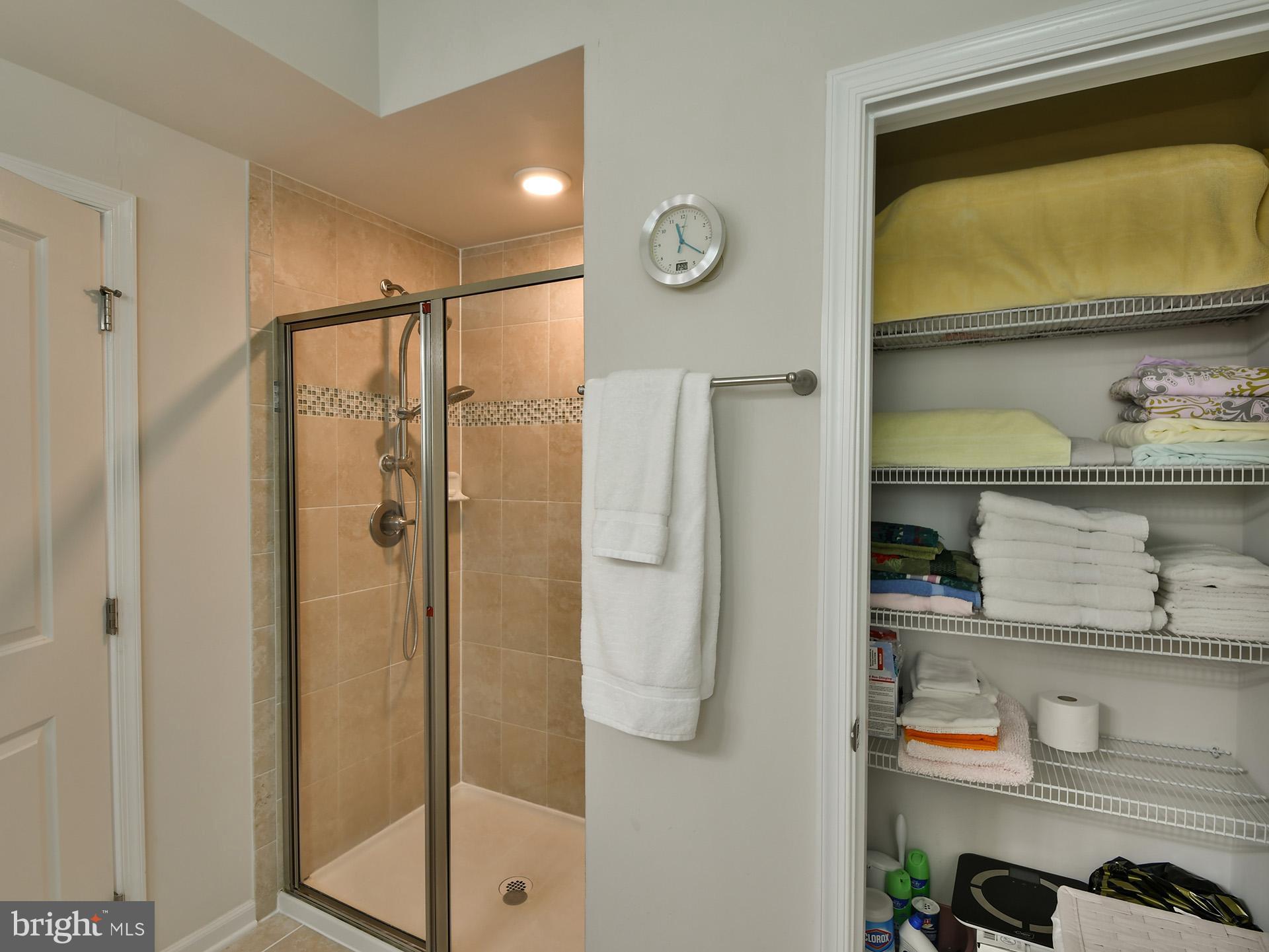 WAVERLY MEWS - Residential