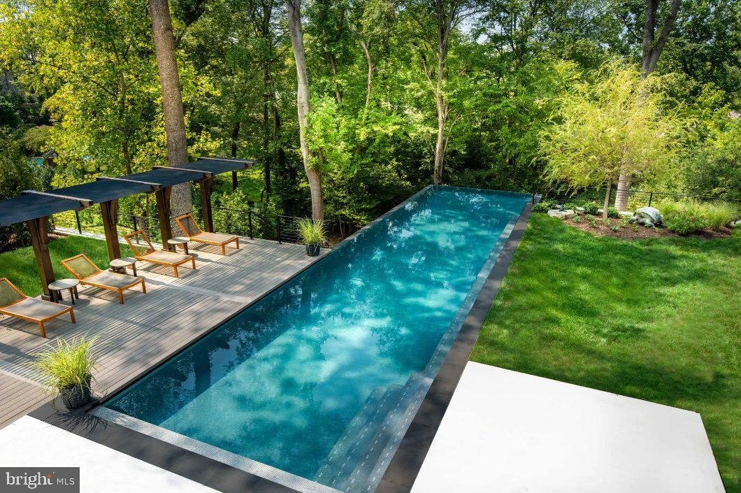 LANGLEY HILL - Residential