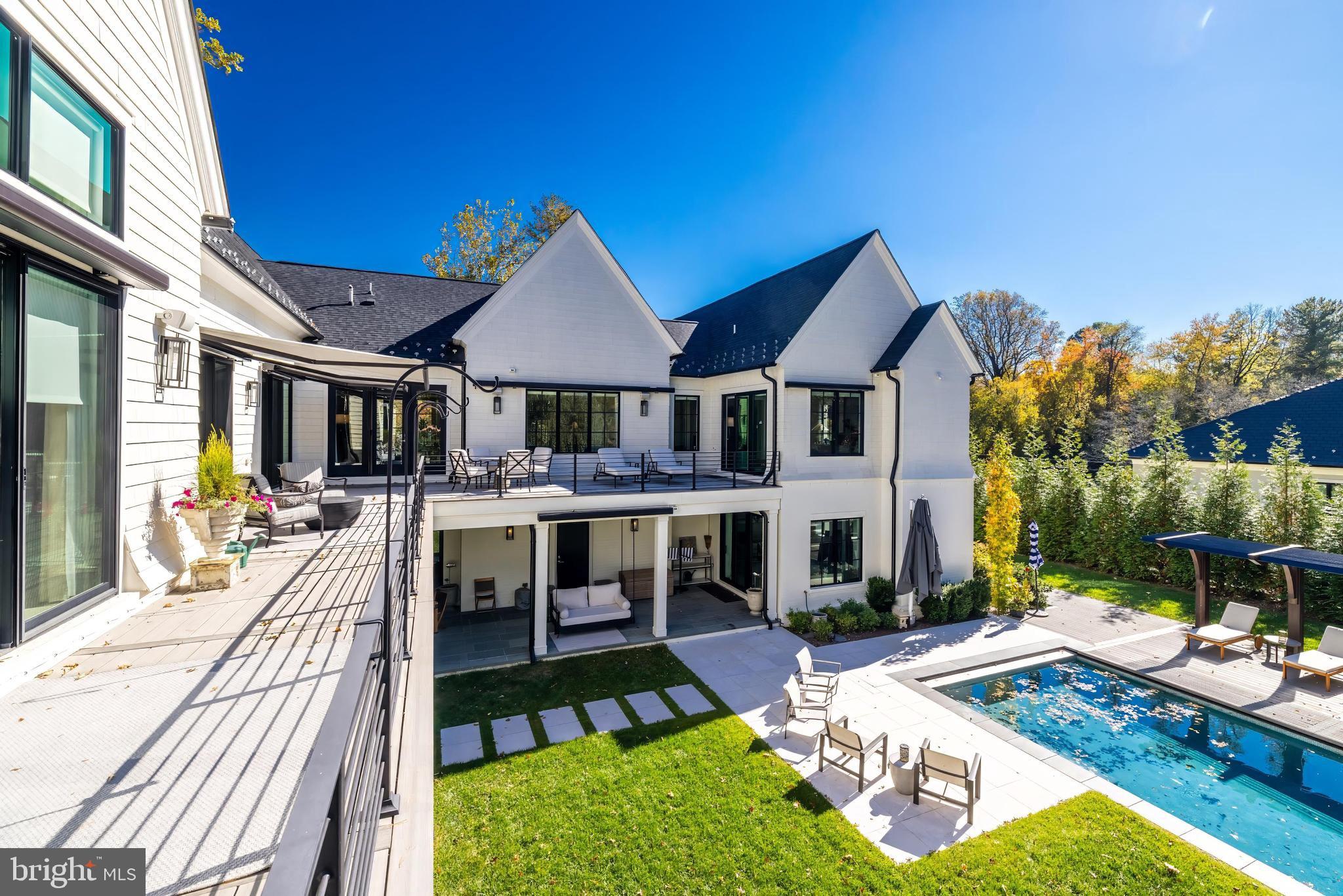 LANGLEY HILL - Residential