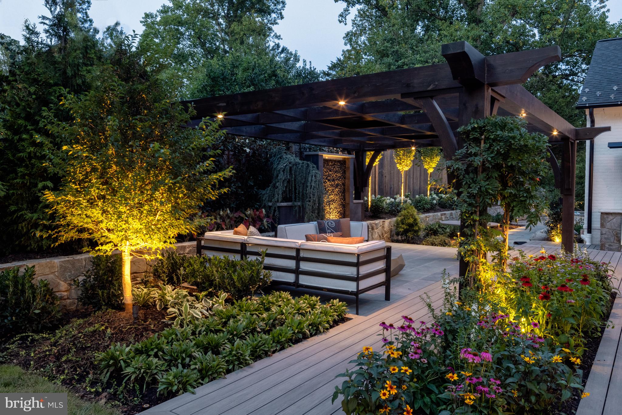 LANGLEY HILL - Residential