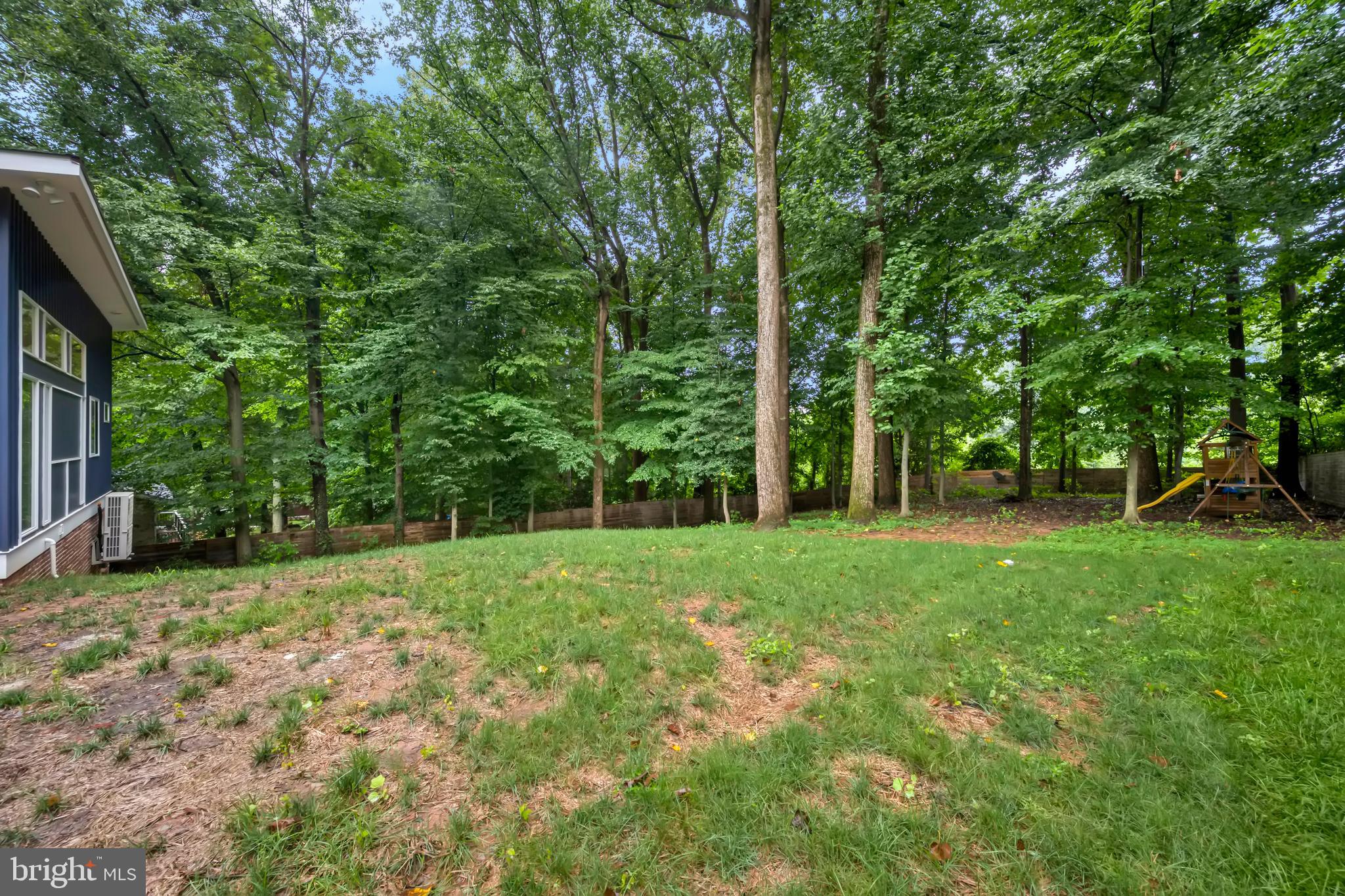 CARDEROCK SPRINGS - Residential