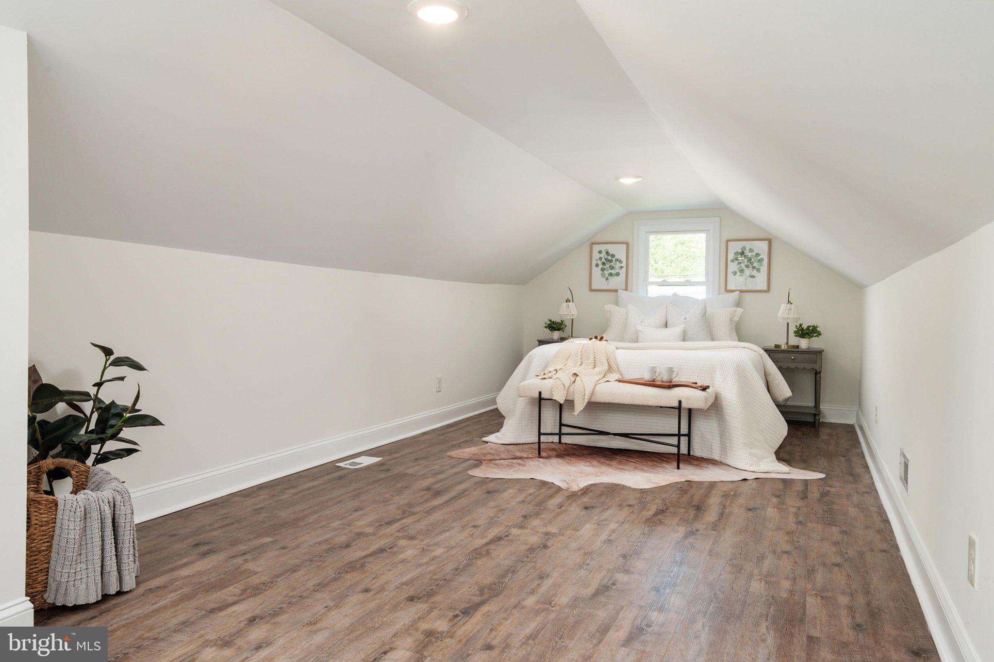 NORTH LINTHICUM - Residential