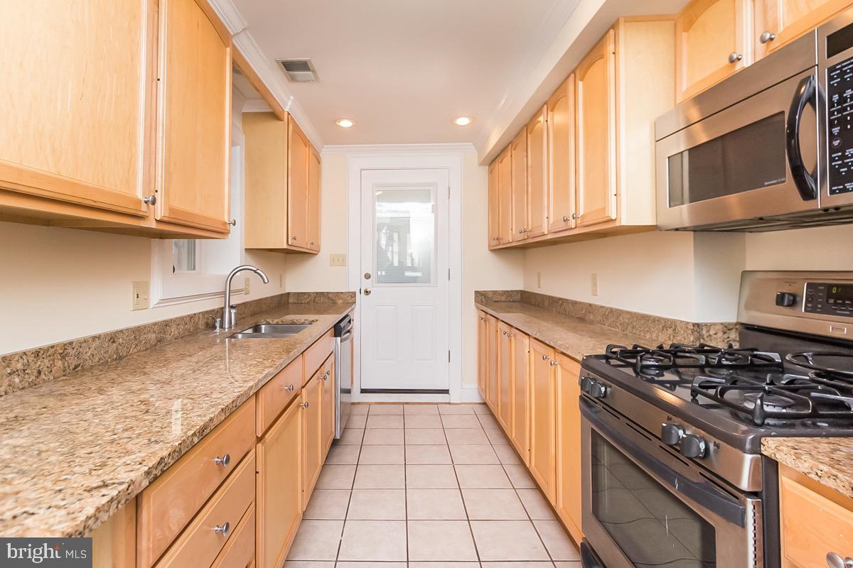 CANTON - Residential Lease