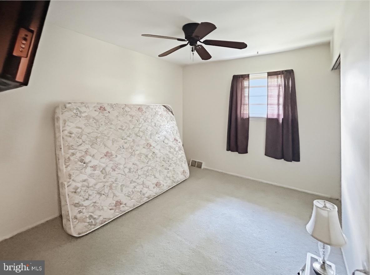 EDGEBROOKE - Residential