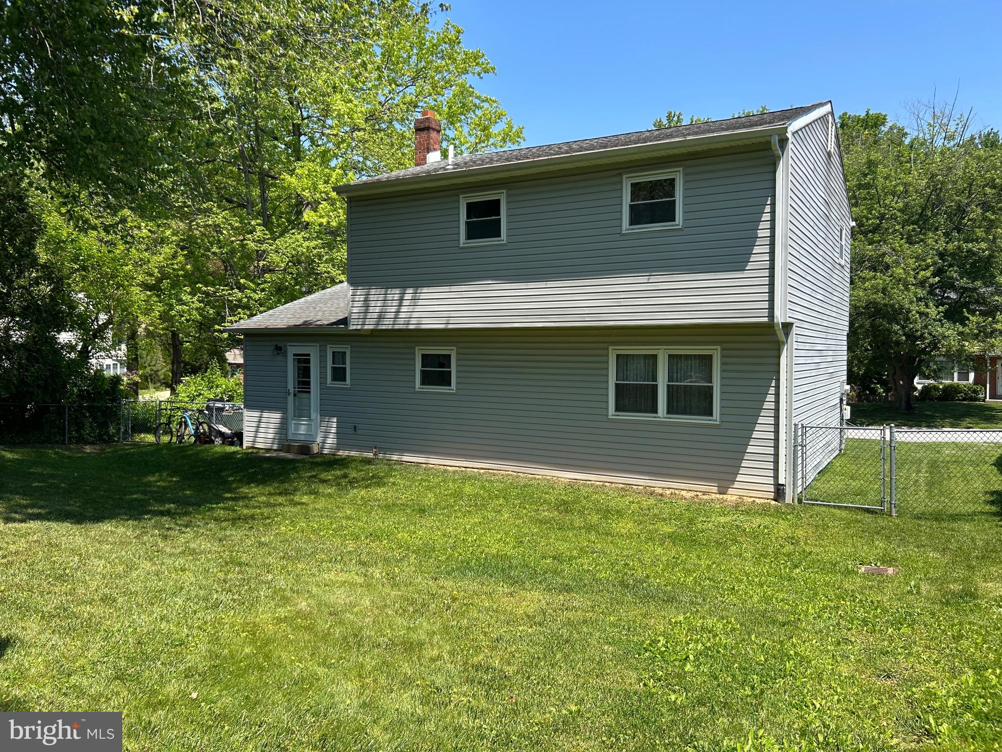 EDGEBROOKE - Residential