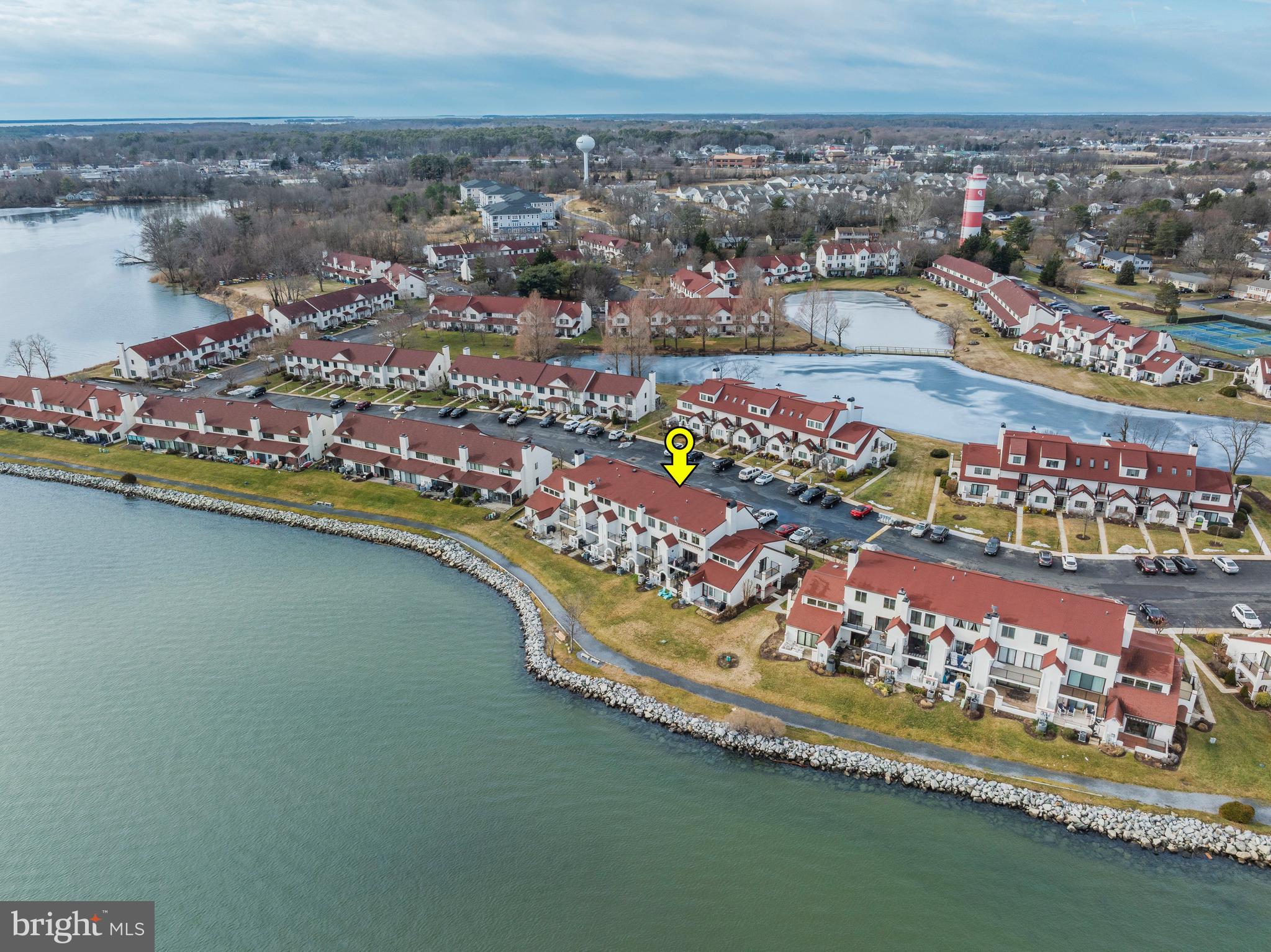 QUEENS LANDING - Residential