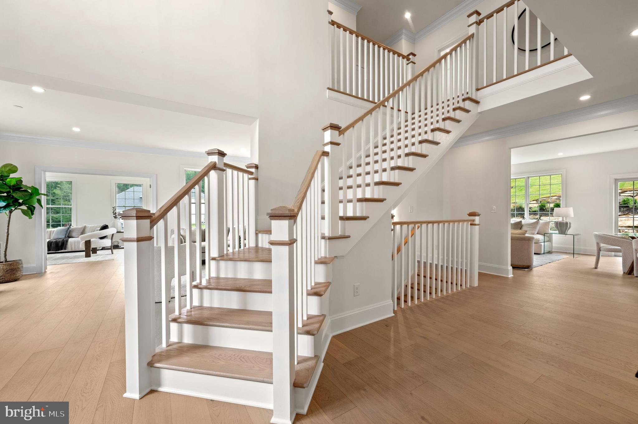 VILLAGE OF FOUR SEASONS - Residential