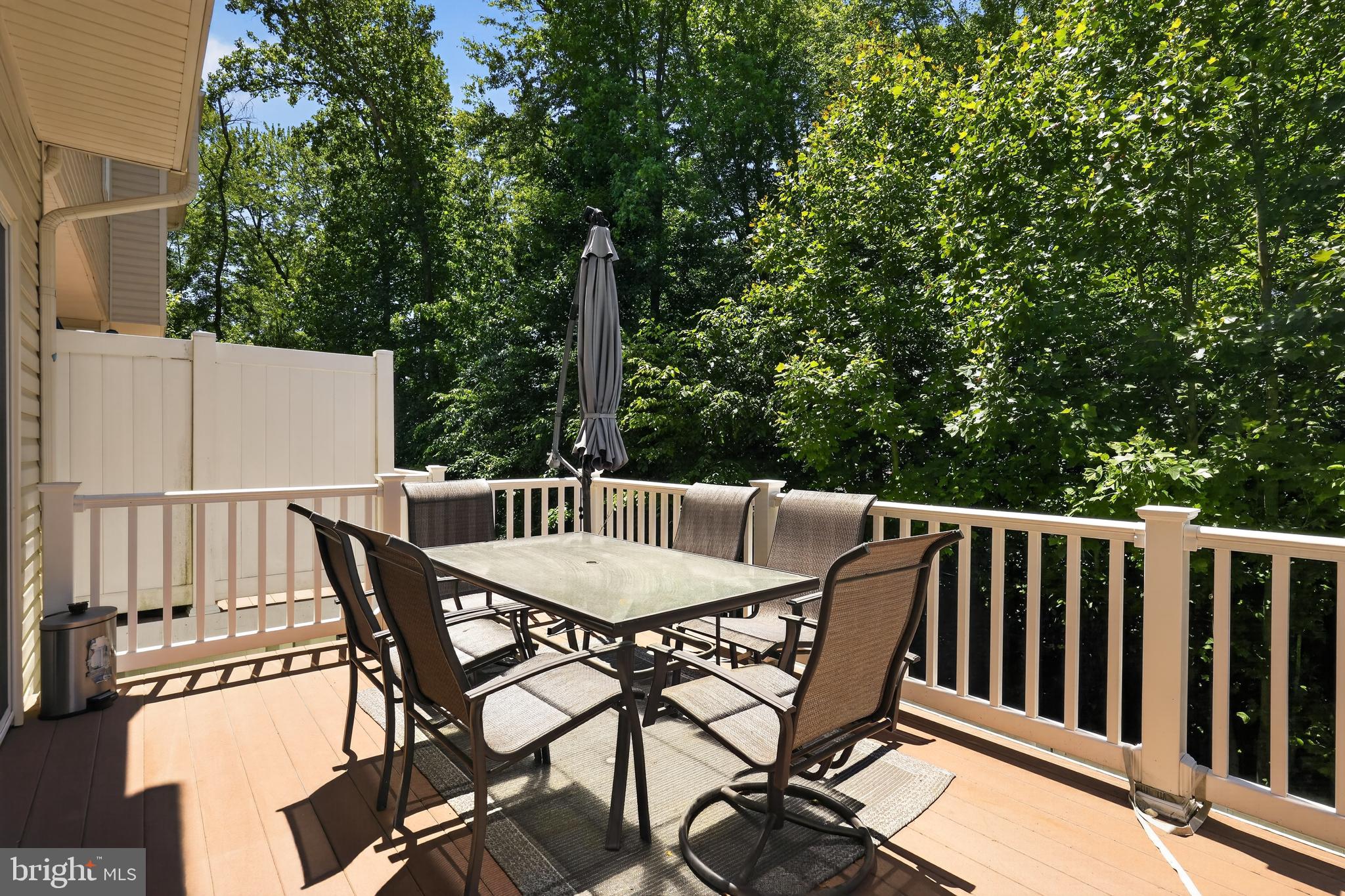 CHELSEA MANOR - Residential