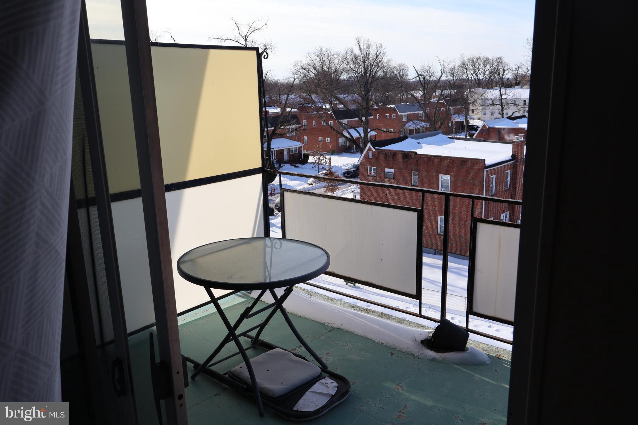 THE DIPLOMAT - Residential