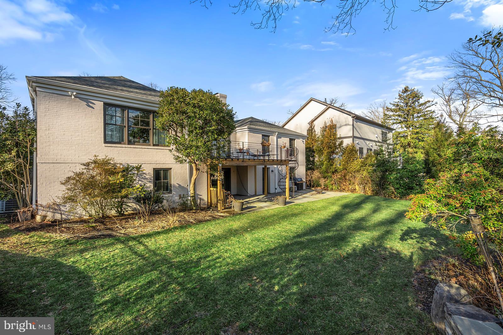 YORKTOWN - Residential