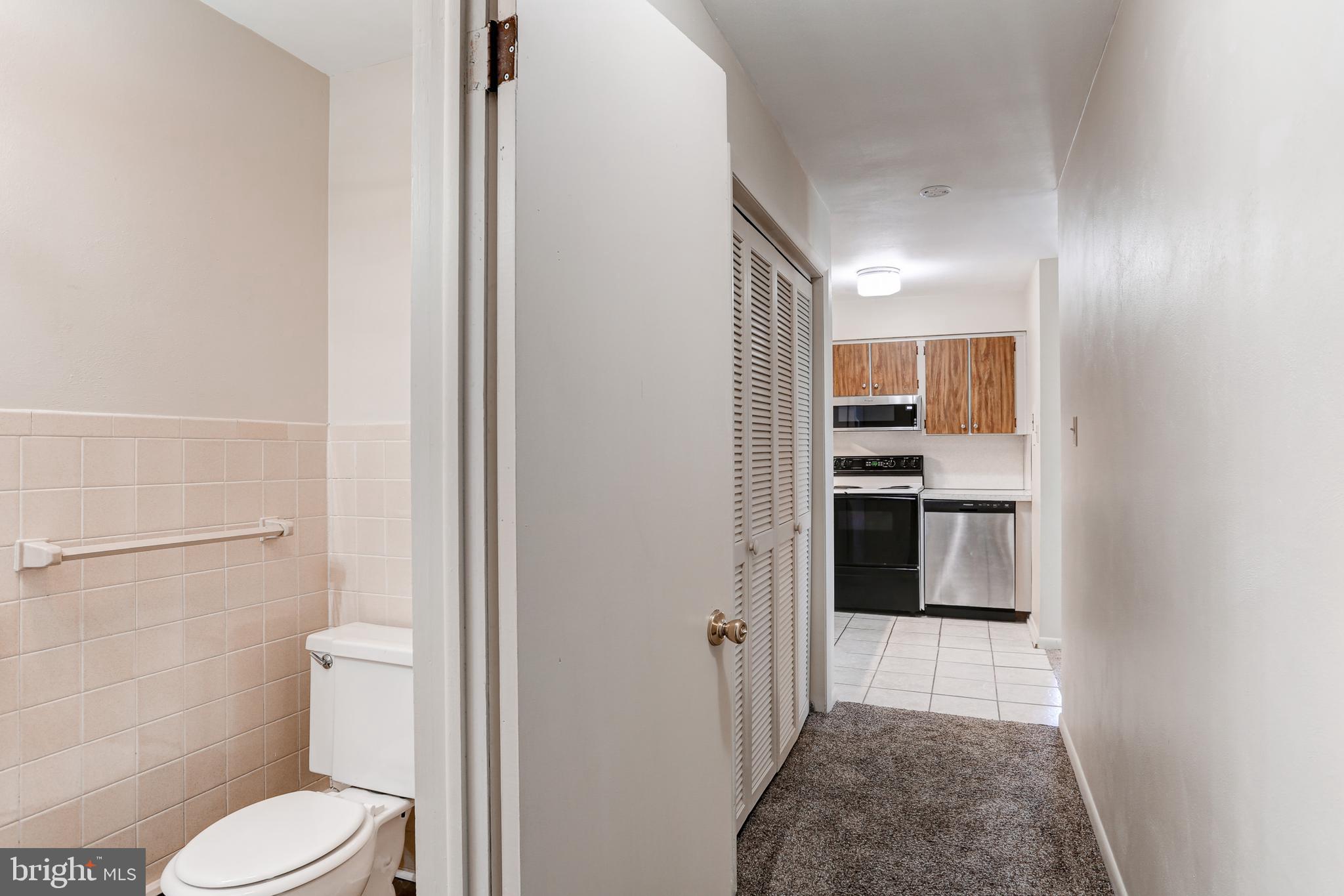CAMP HILL ESTATES - Residential Lease