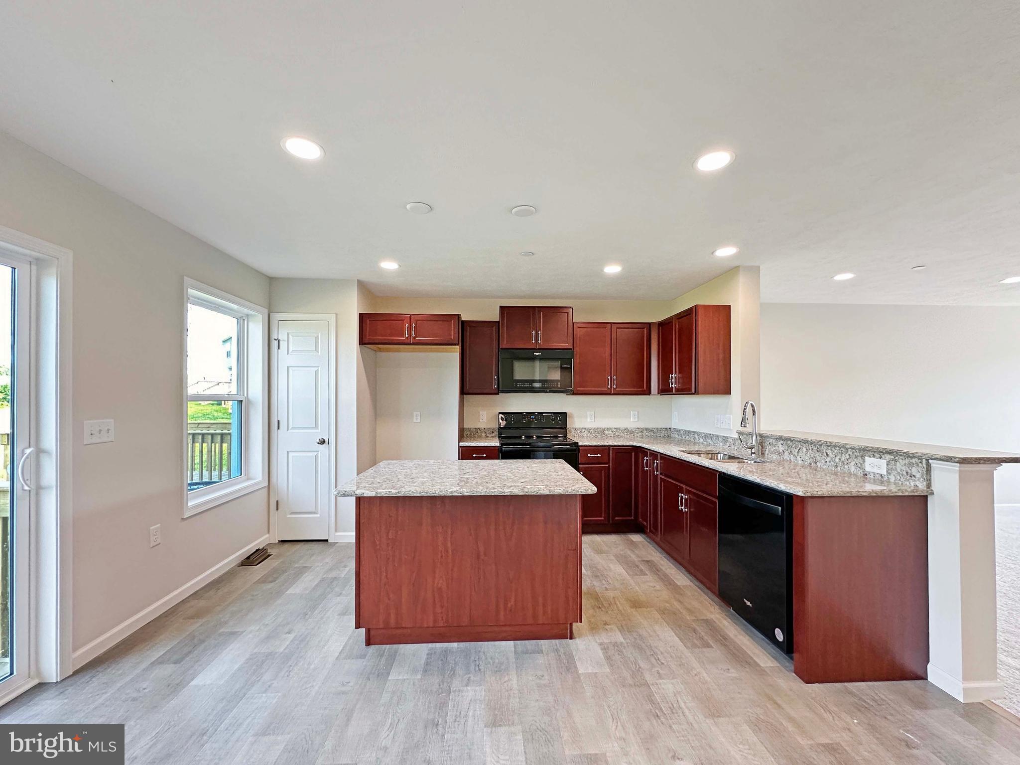 STEEPLECHASE - Residential