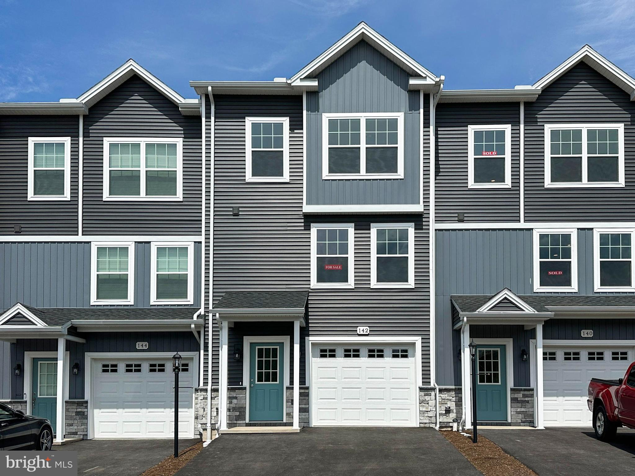 STEEPLECHASE - Residential