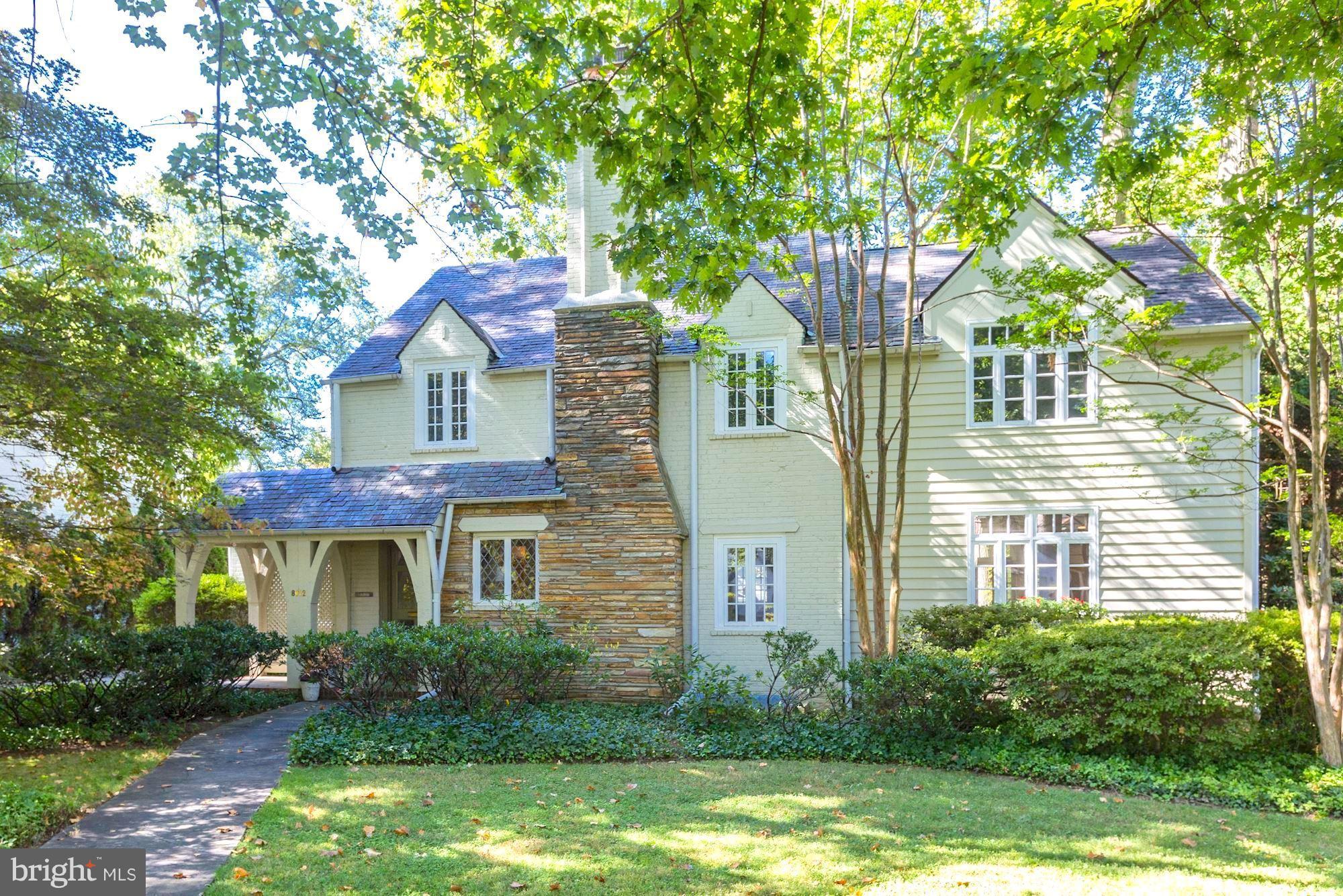 GREENWICH FOREST - Residential