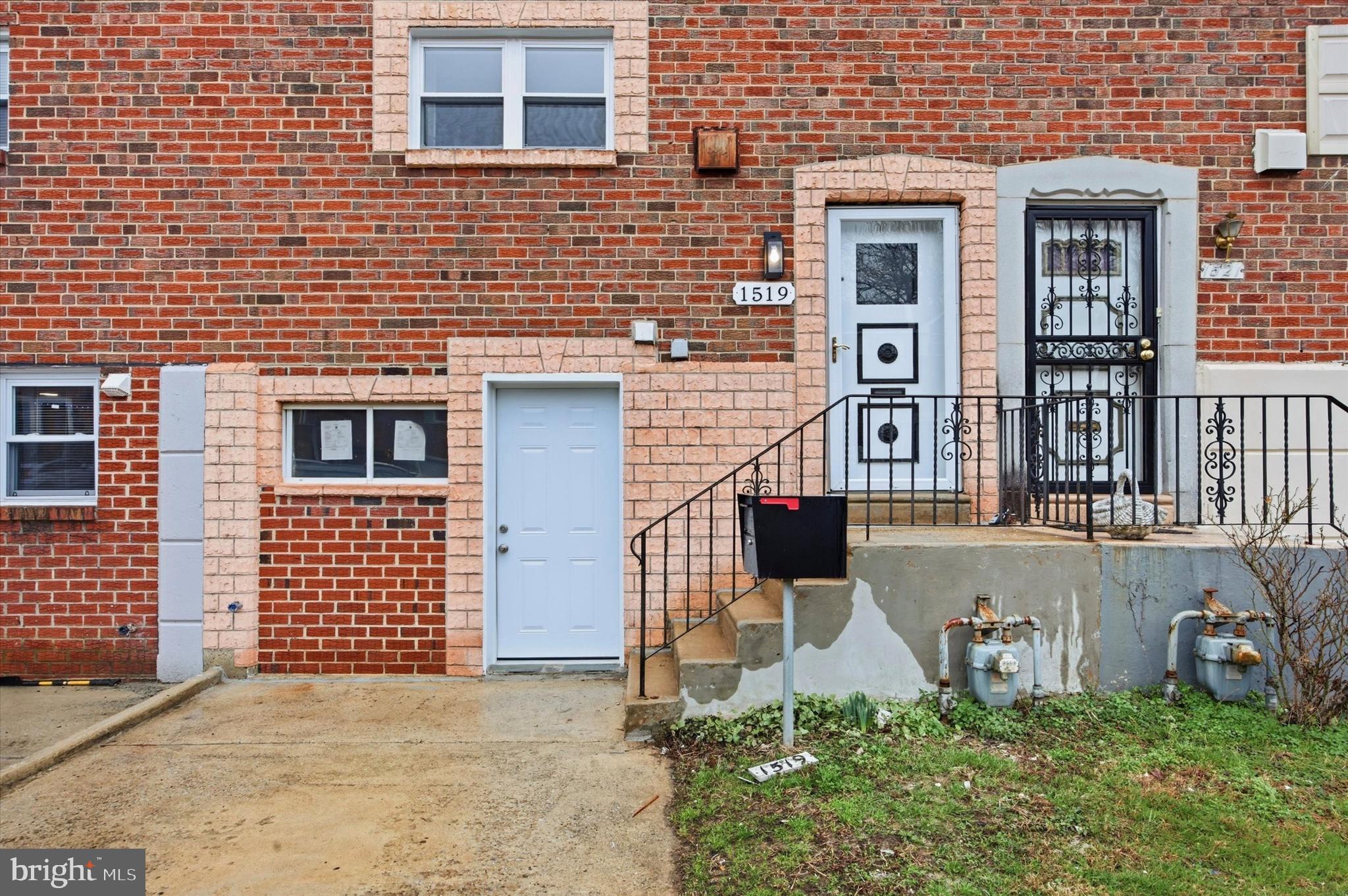 SHARON HILL - Residential