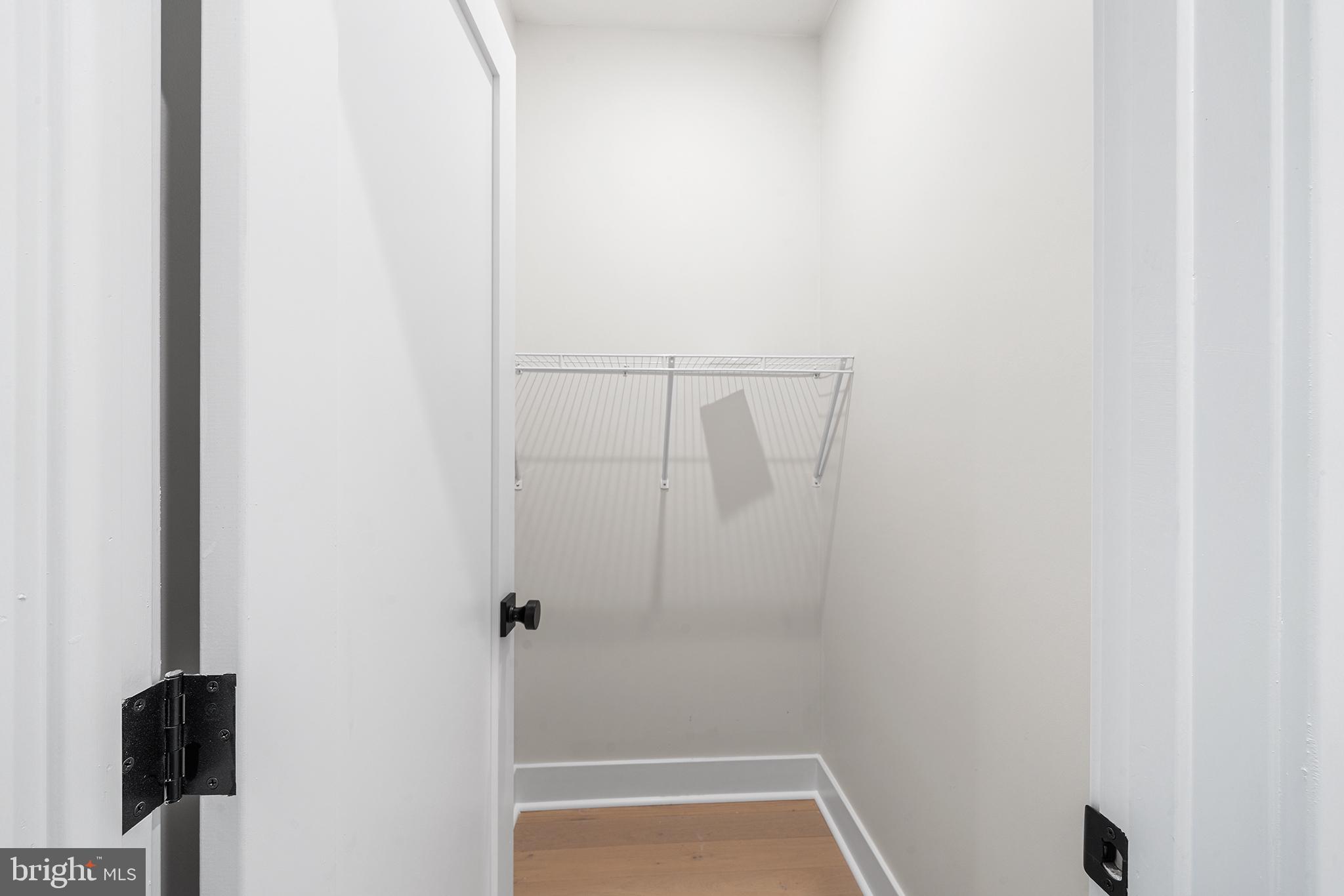 OLDE KENSINGTON - Residential Lease
