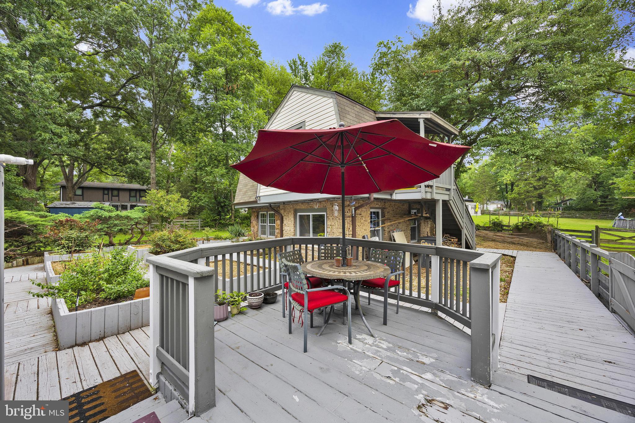 HALCYON OF HERNDON - Residential