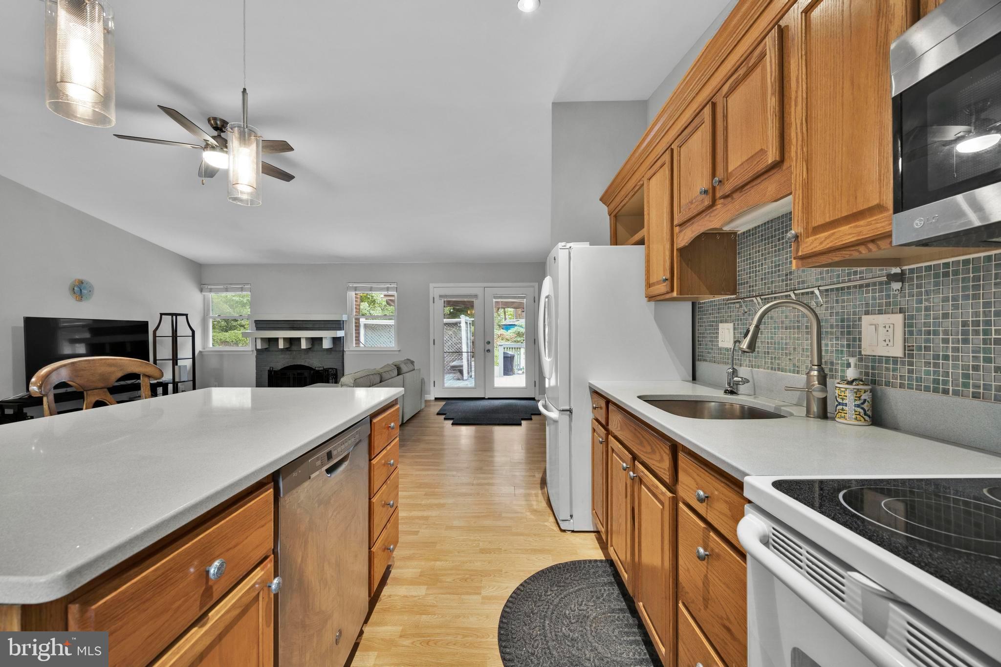 HALCYON OF HERNDON - Residential