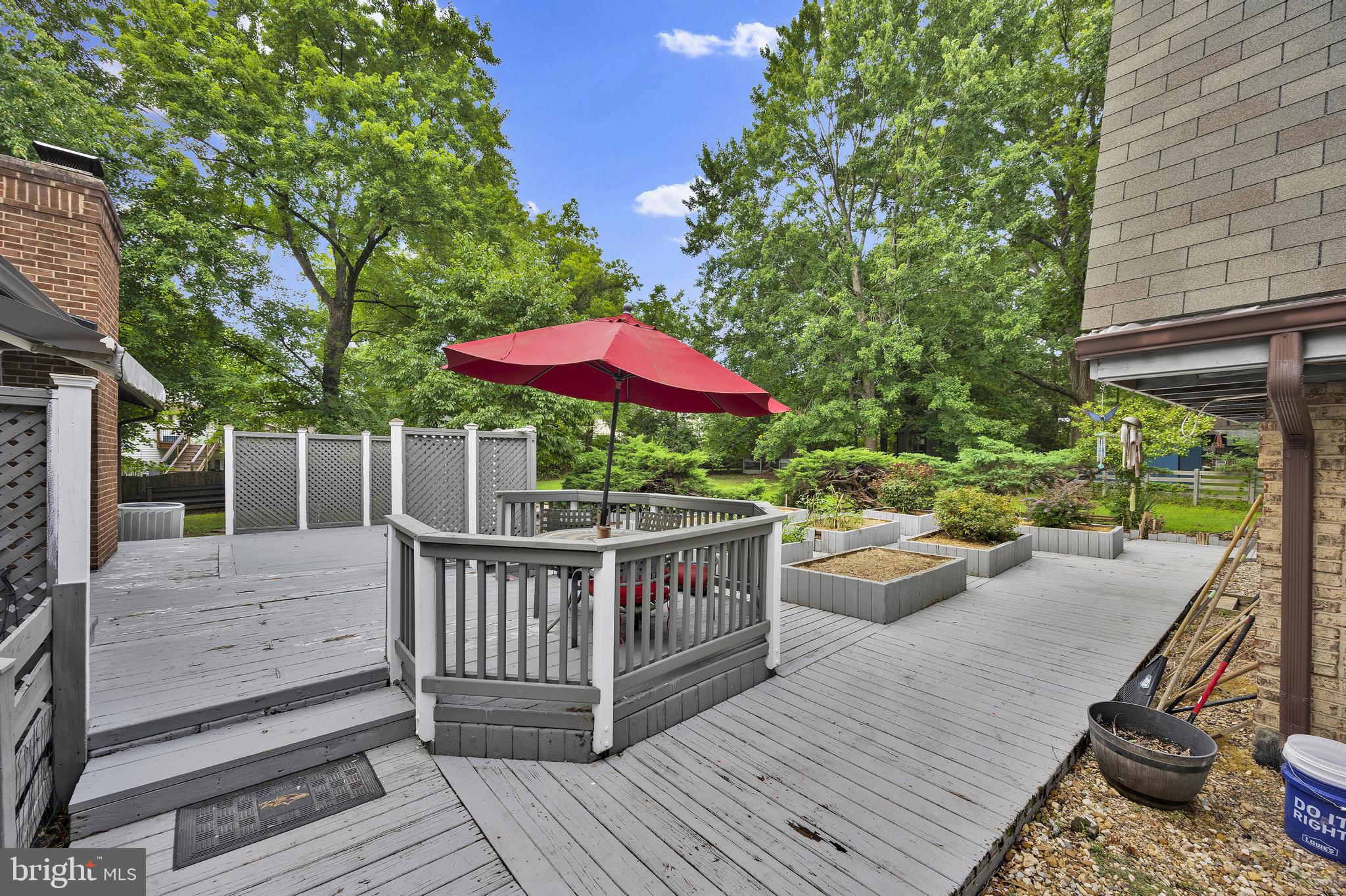 HALCYON OF HERNDON - Residential