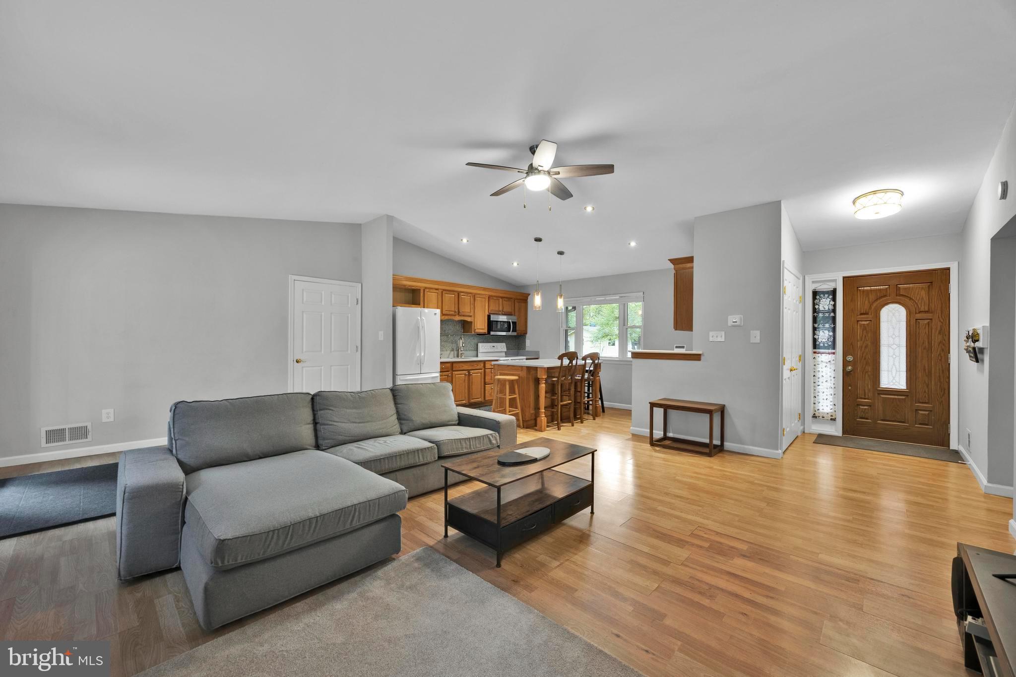 HALCYON OF HERNDON - Residential