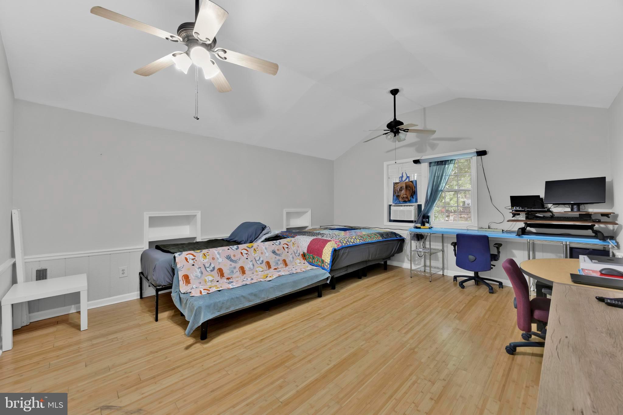 HALCYON OF HERNDON - Residential