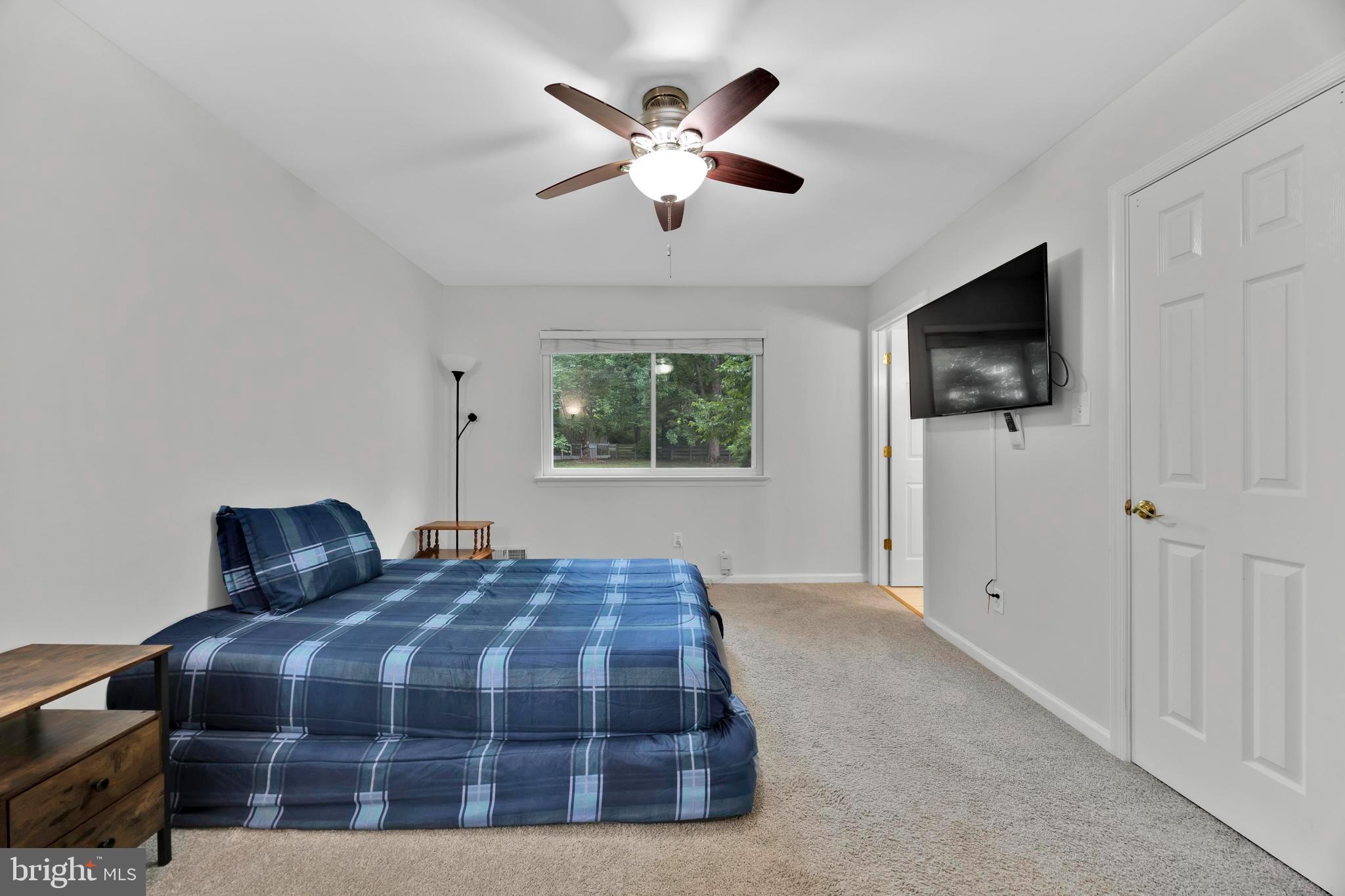 HALCYON OF HERNDON - Residential