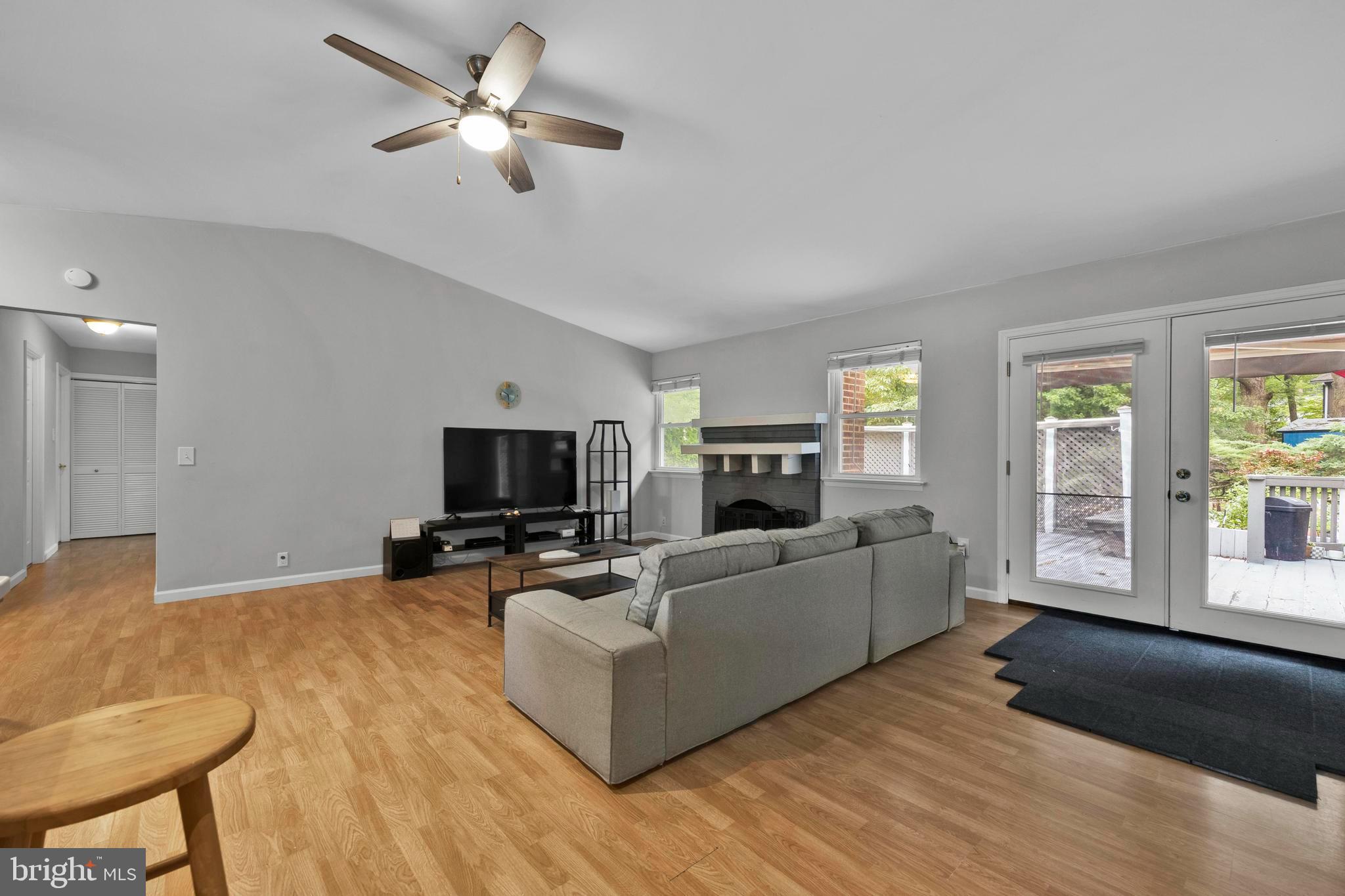 HALCYON OF HERNDON - Residential
