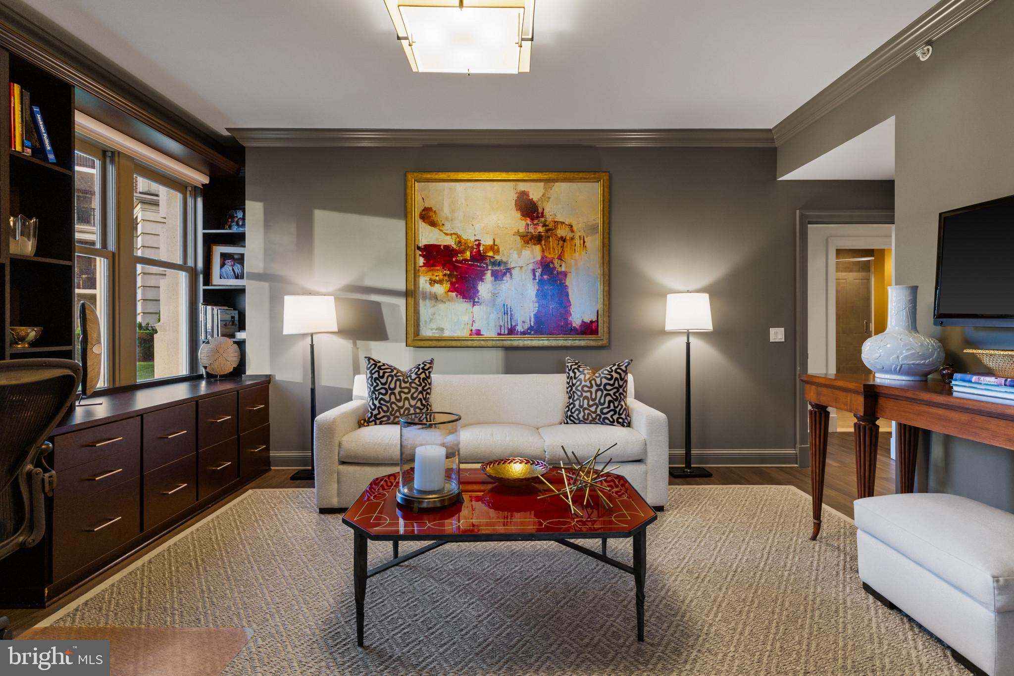THE RITZ-CARLTON RESIDENCES - Residential