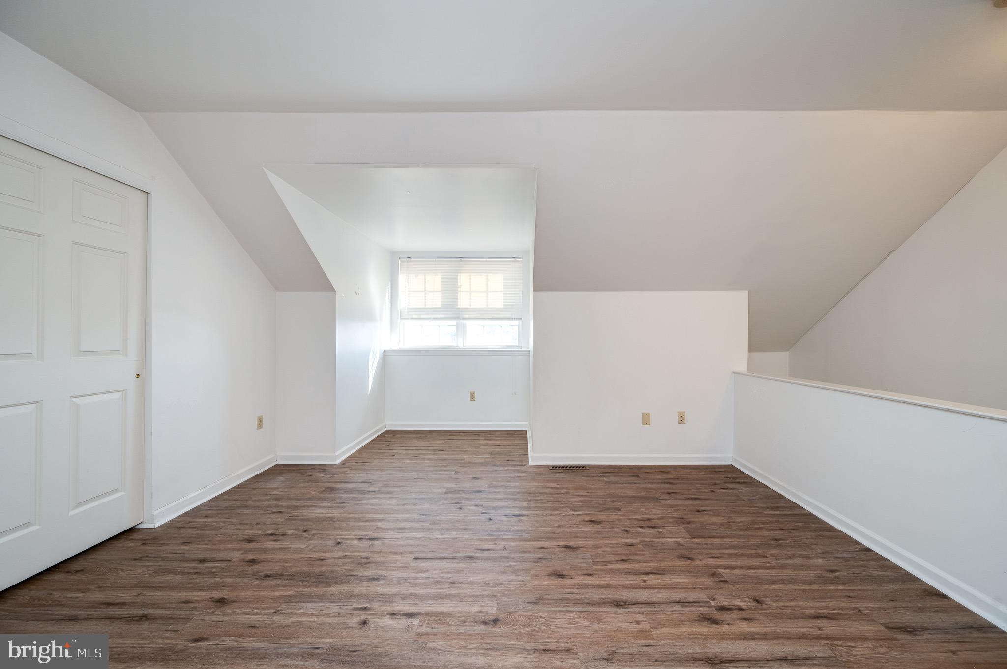 THOMAS GARDENS - Residential
