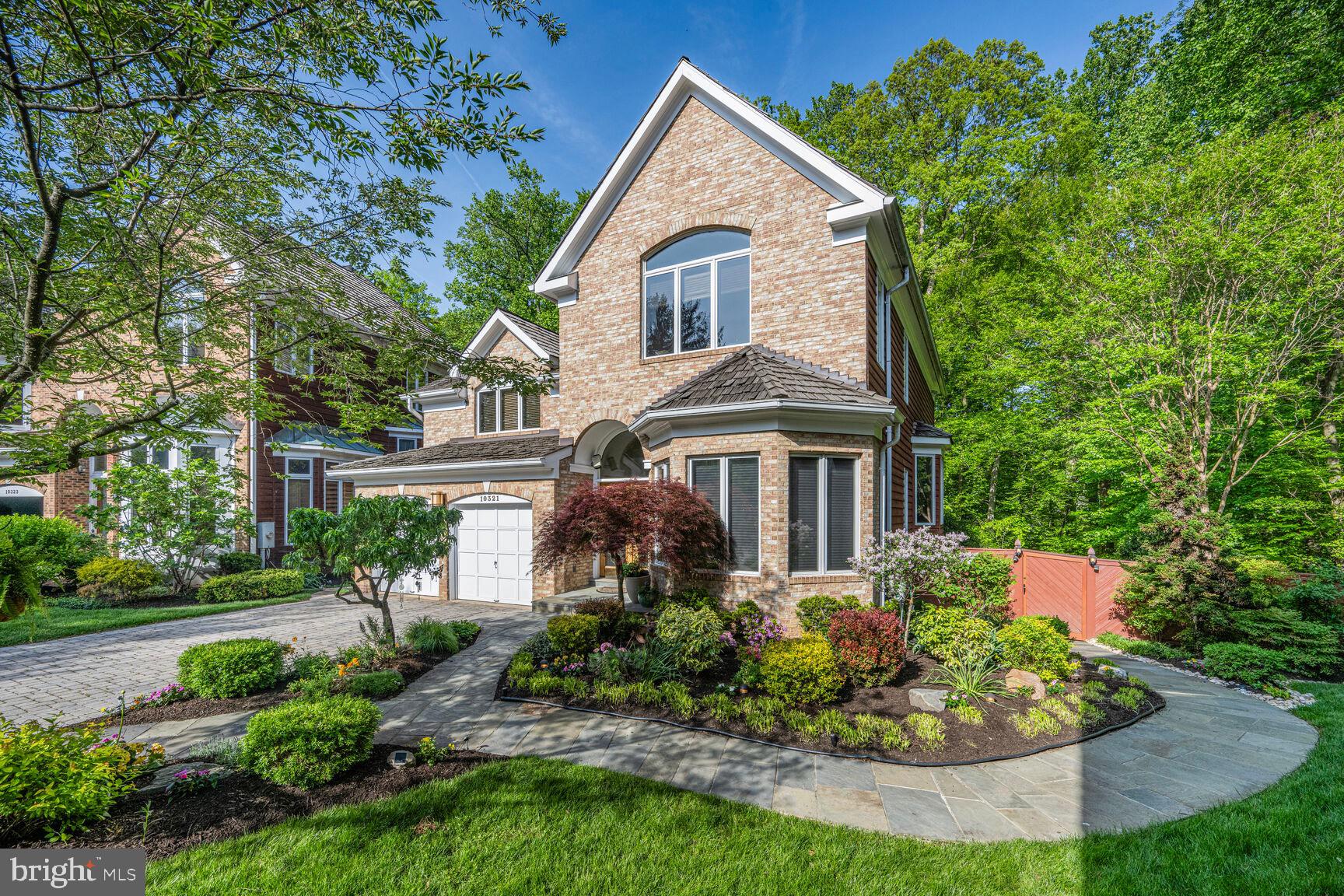 GROSVENOR WOODS - Residential