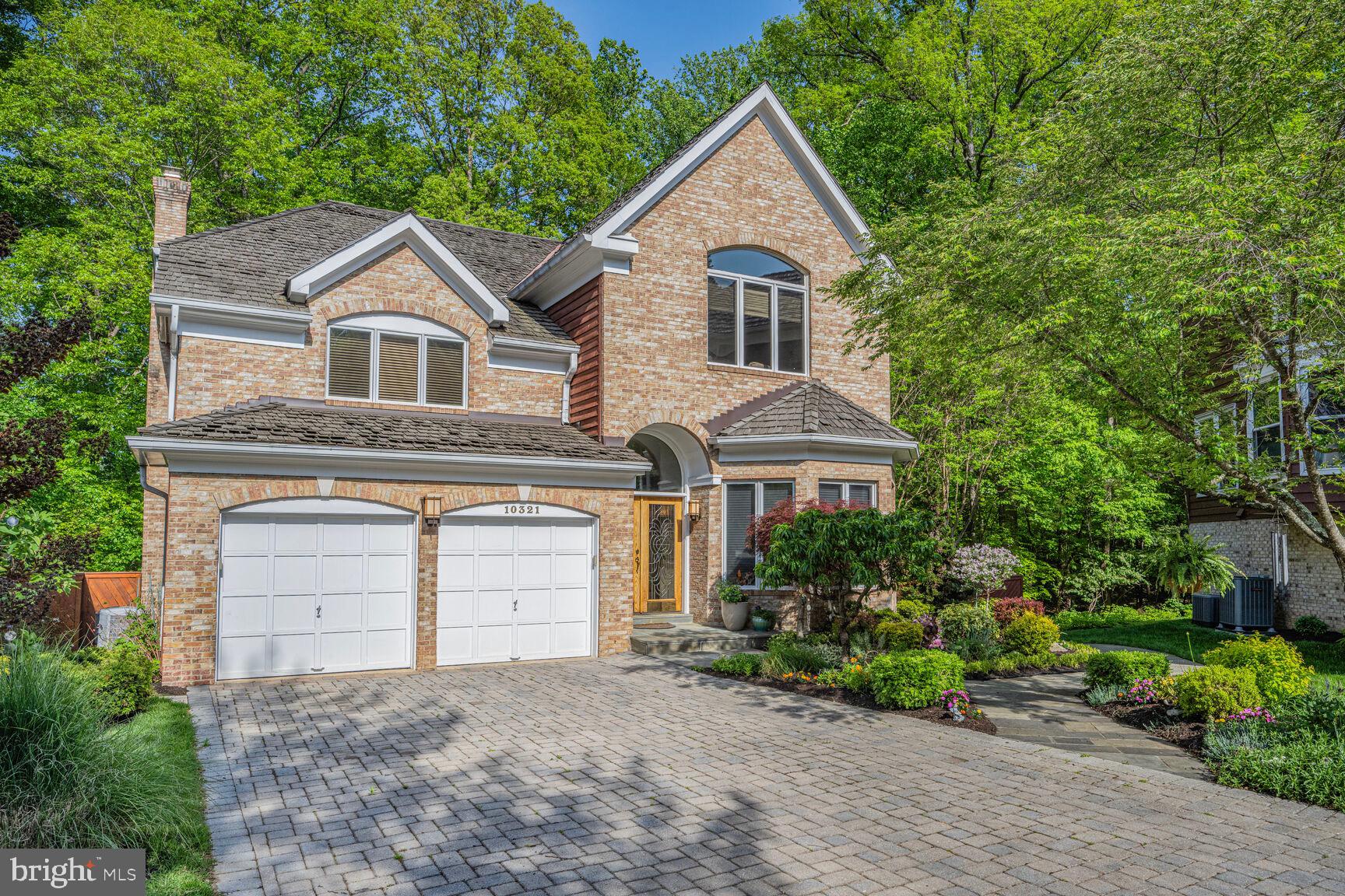 GROSVENOR WOODS - Residential
