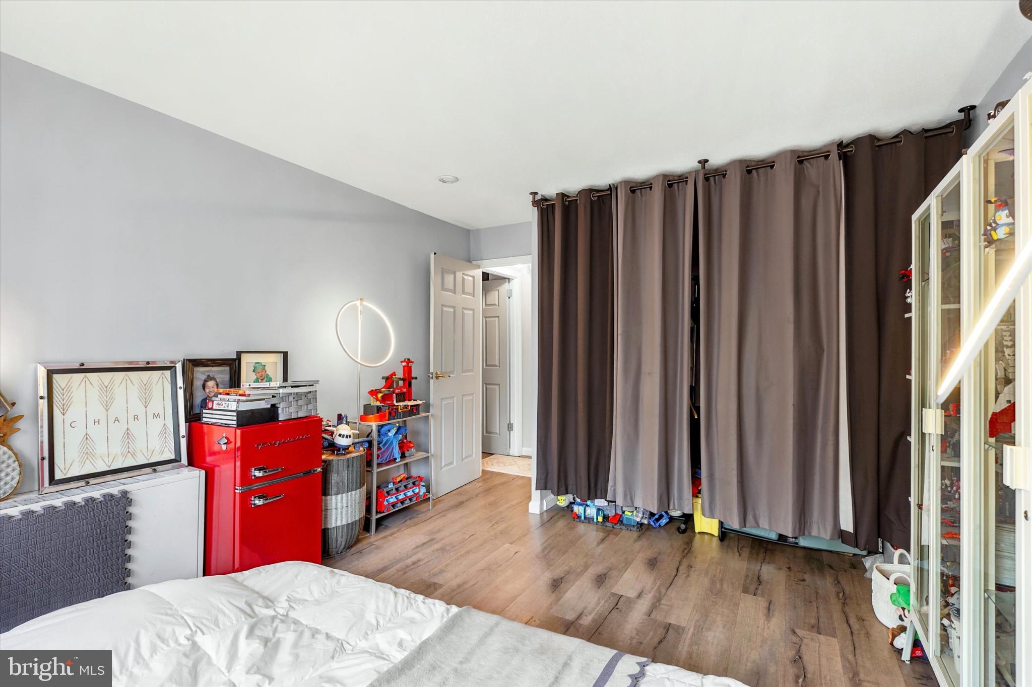 JENKINTOWN - Residential