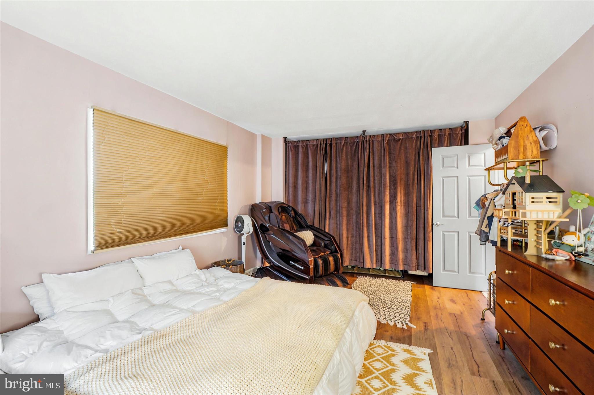 JENKINTOWN - Residential
