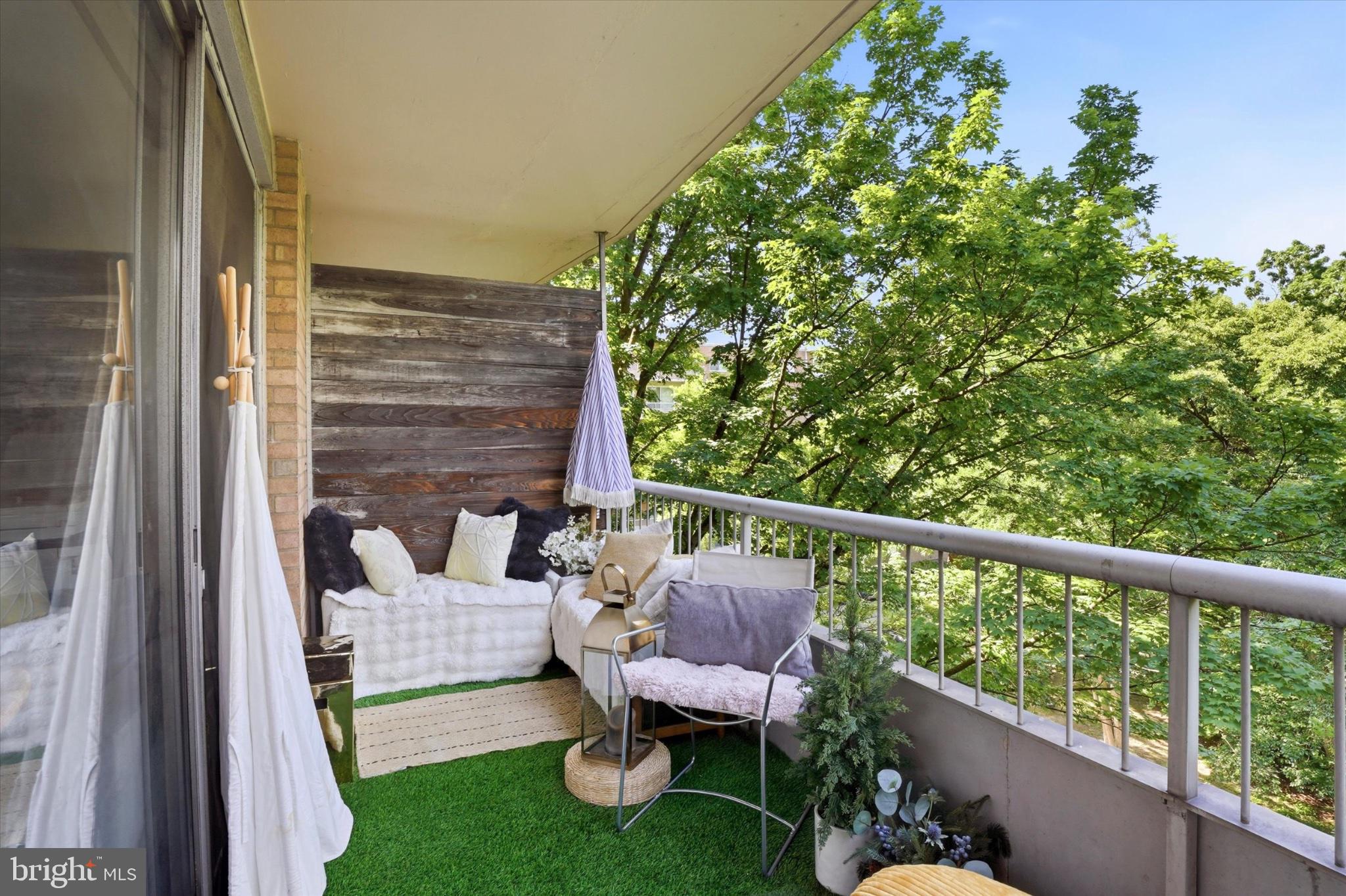 JENKINTOWN - Residential