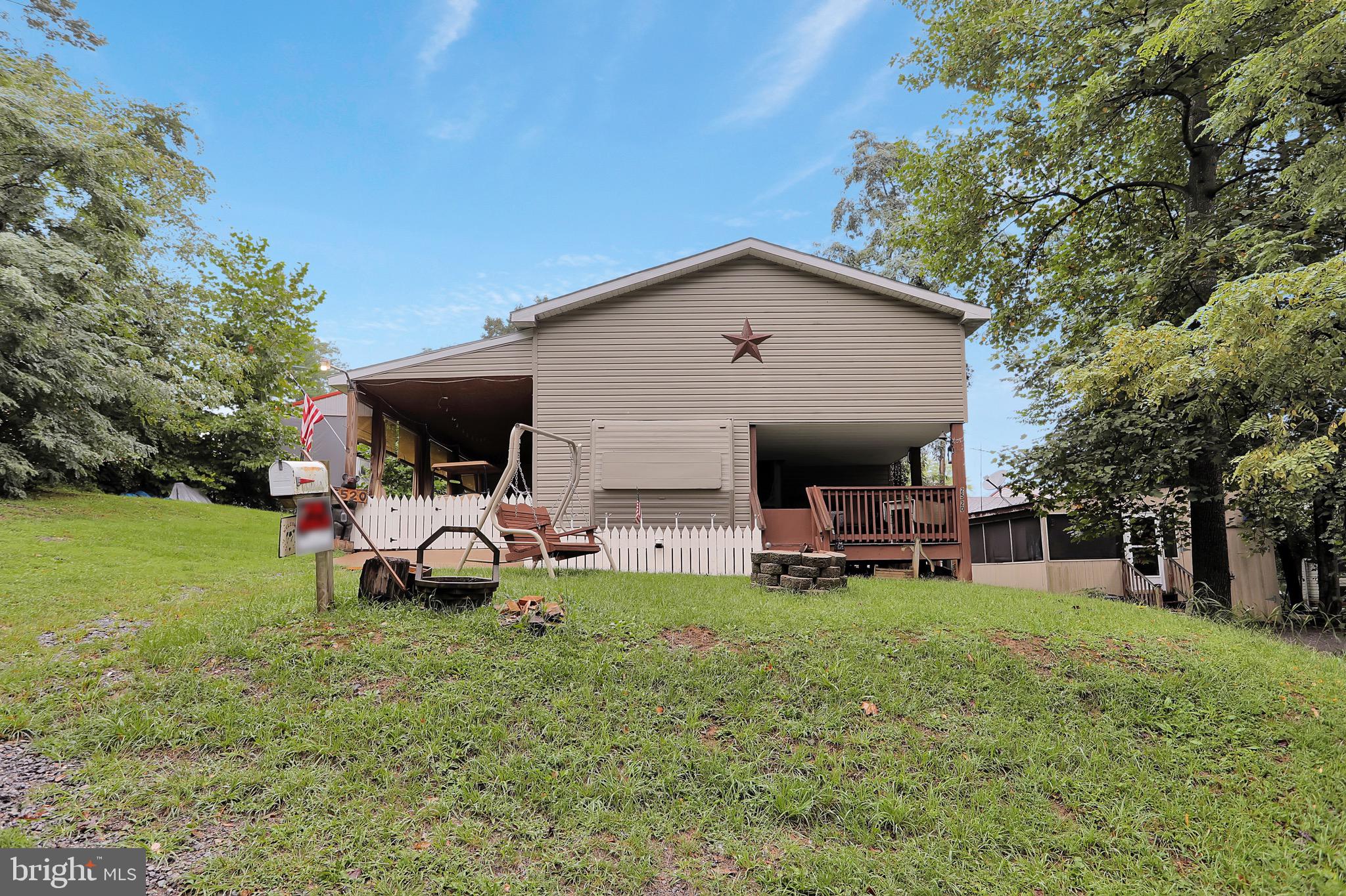 RIVER BEND - Residential