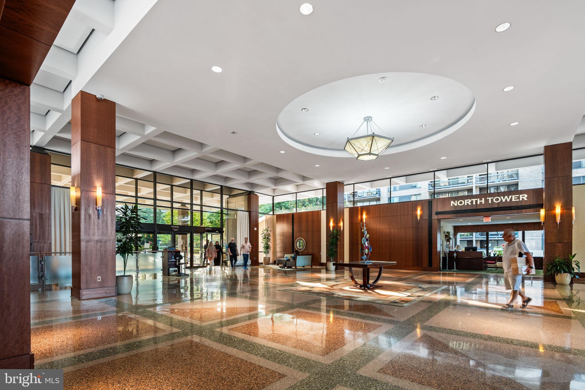 SKYLINE PLAZA - Residential
