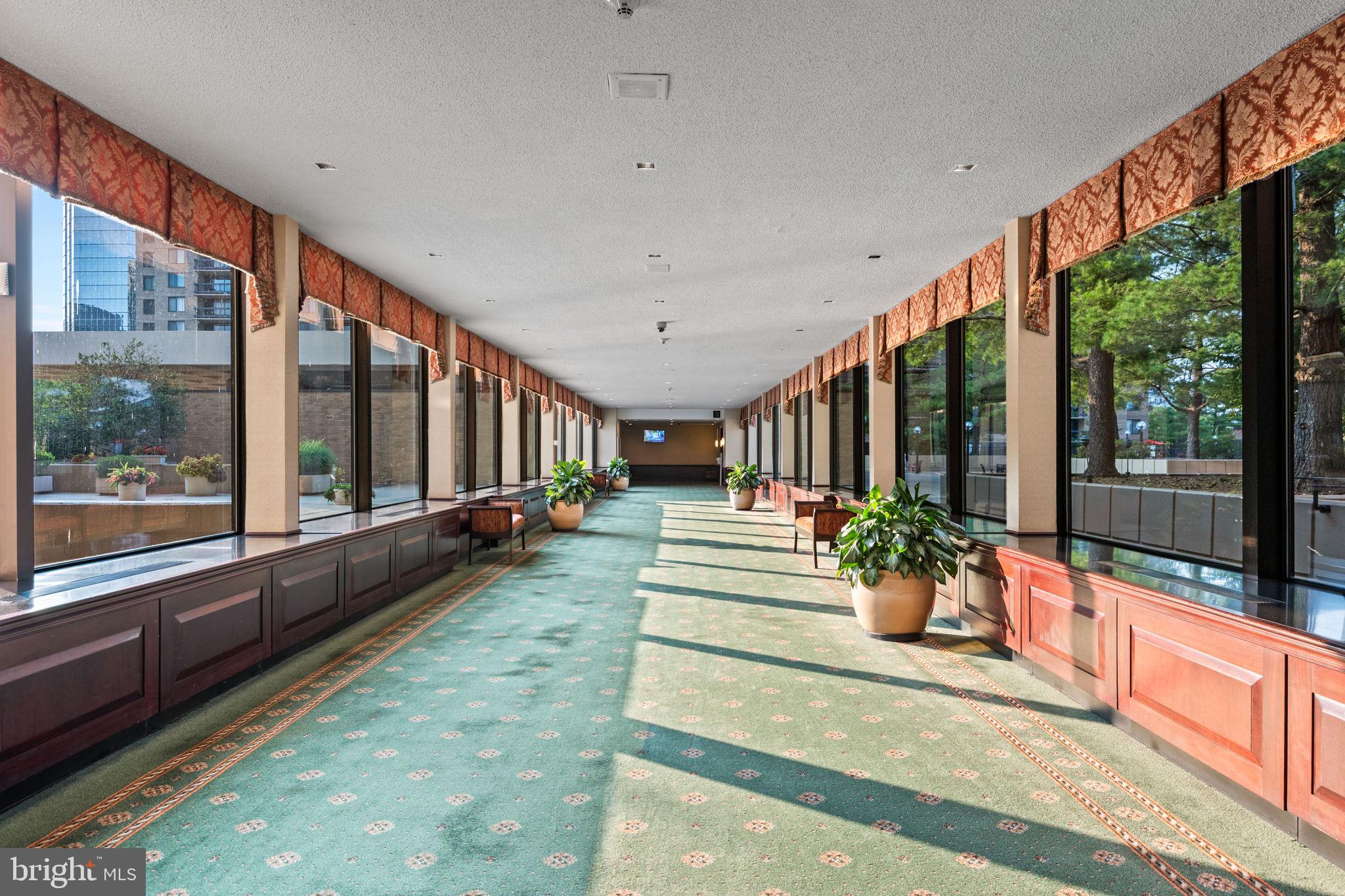 SKYLINE PLAZA - Residential