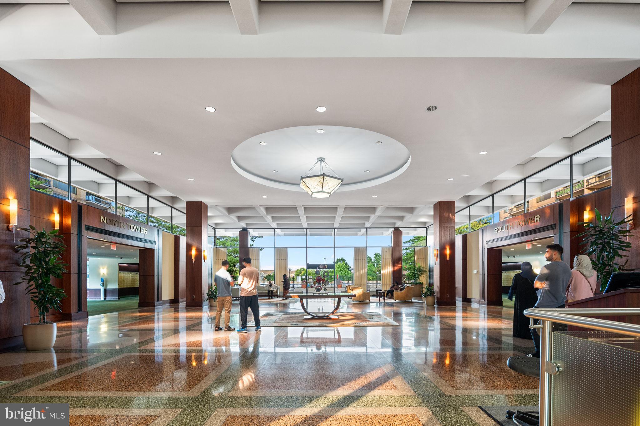 SKYLINE PLAZA - Residential