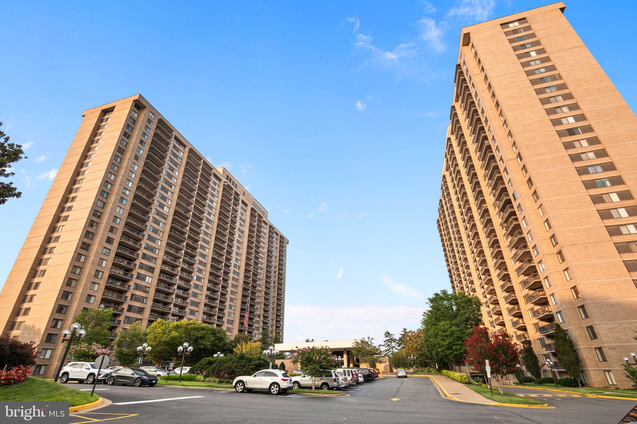 SKYLINE PLAZA - Residential